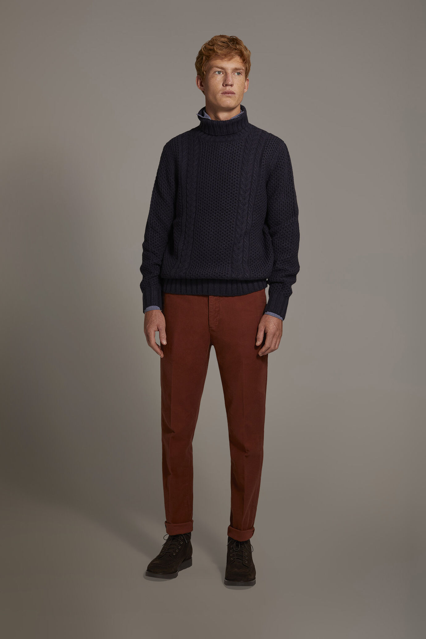 Regular fit chino trousers in moleskin fabric image number 1