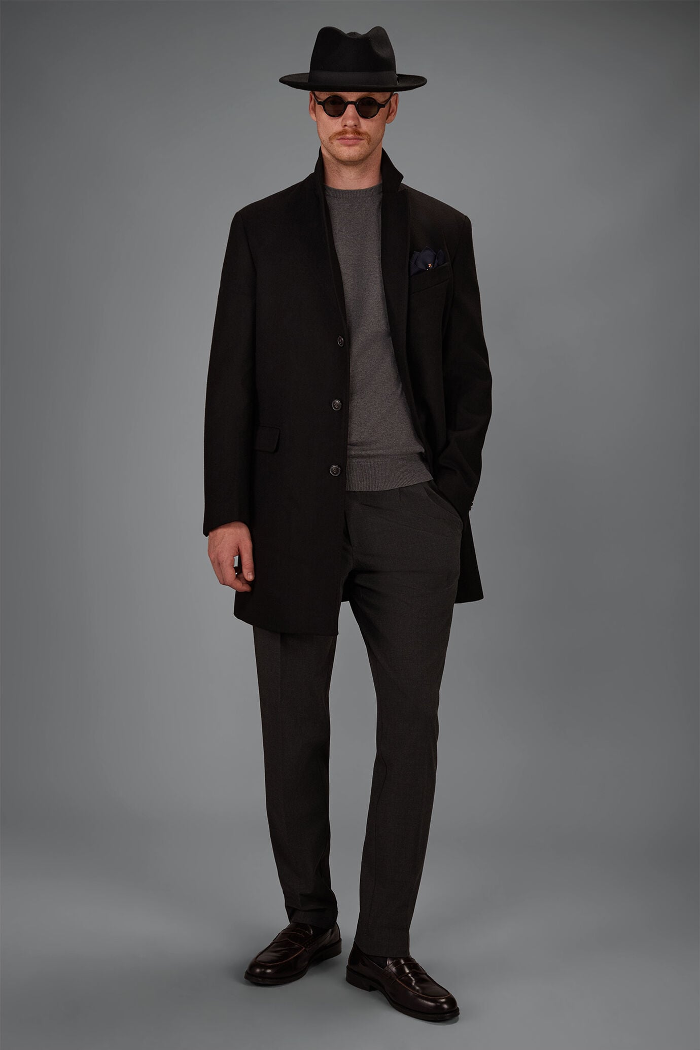 Manteau homme Chesterfield crois&eacute; simple en tissu velours coupe r&eacute;guli&egrave;re image number 0