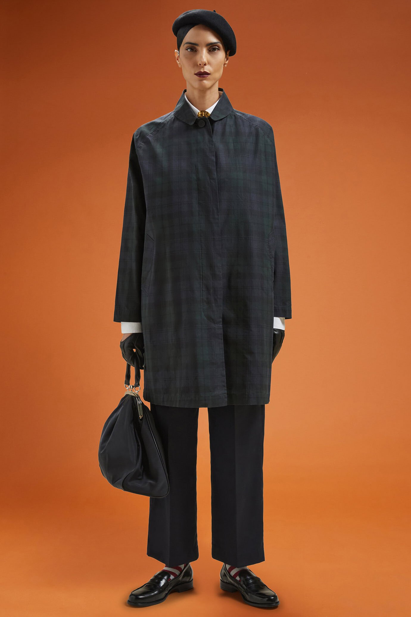 Spolverino donna in cotone spalmato a quadri regular fit image number 2