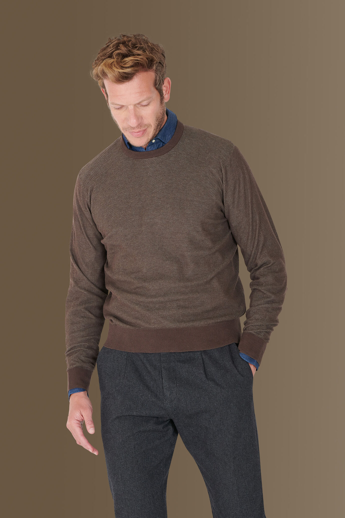 Round neck sweater seed stitch knitting image number 0