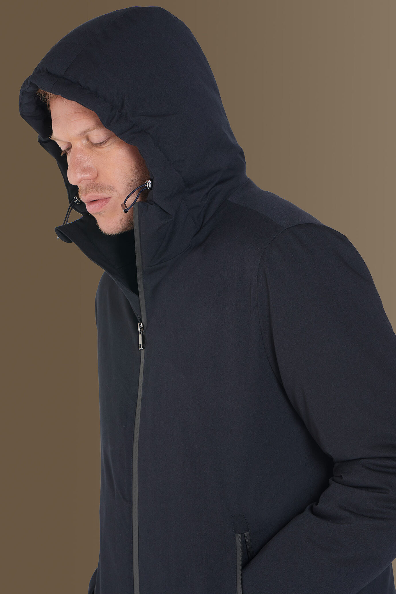 Parka uomo tecnico imbottito con zip tinta unita image number 3