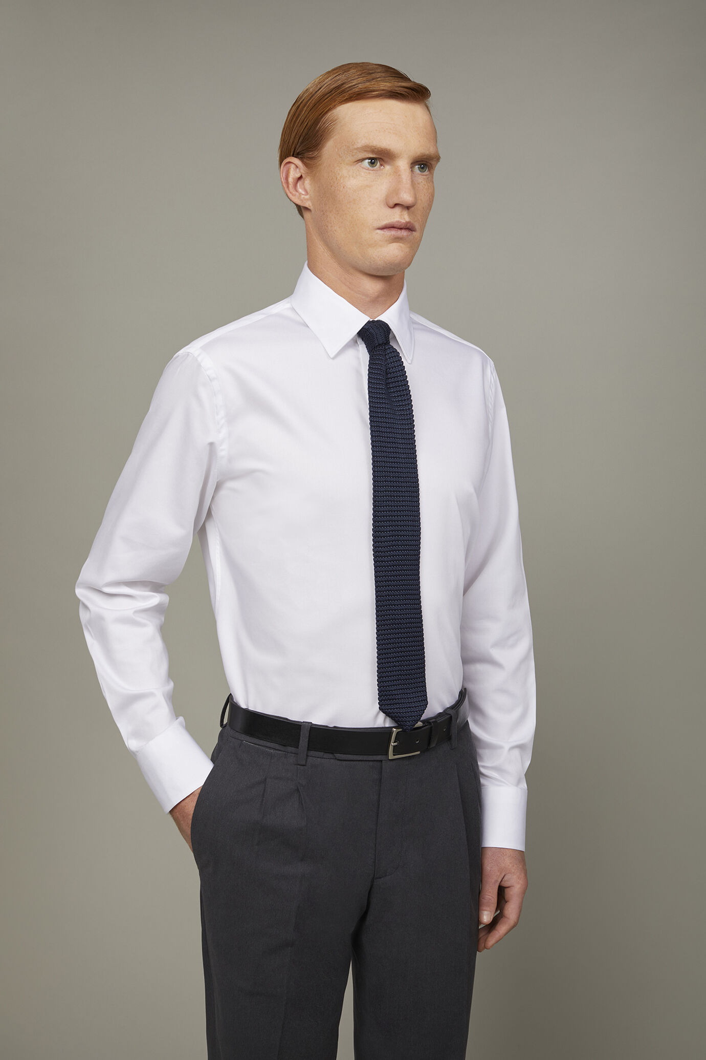 Men's shirt classic collar 100% cotton twill fabric solid regular fit