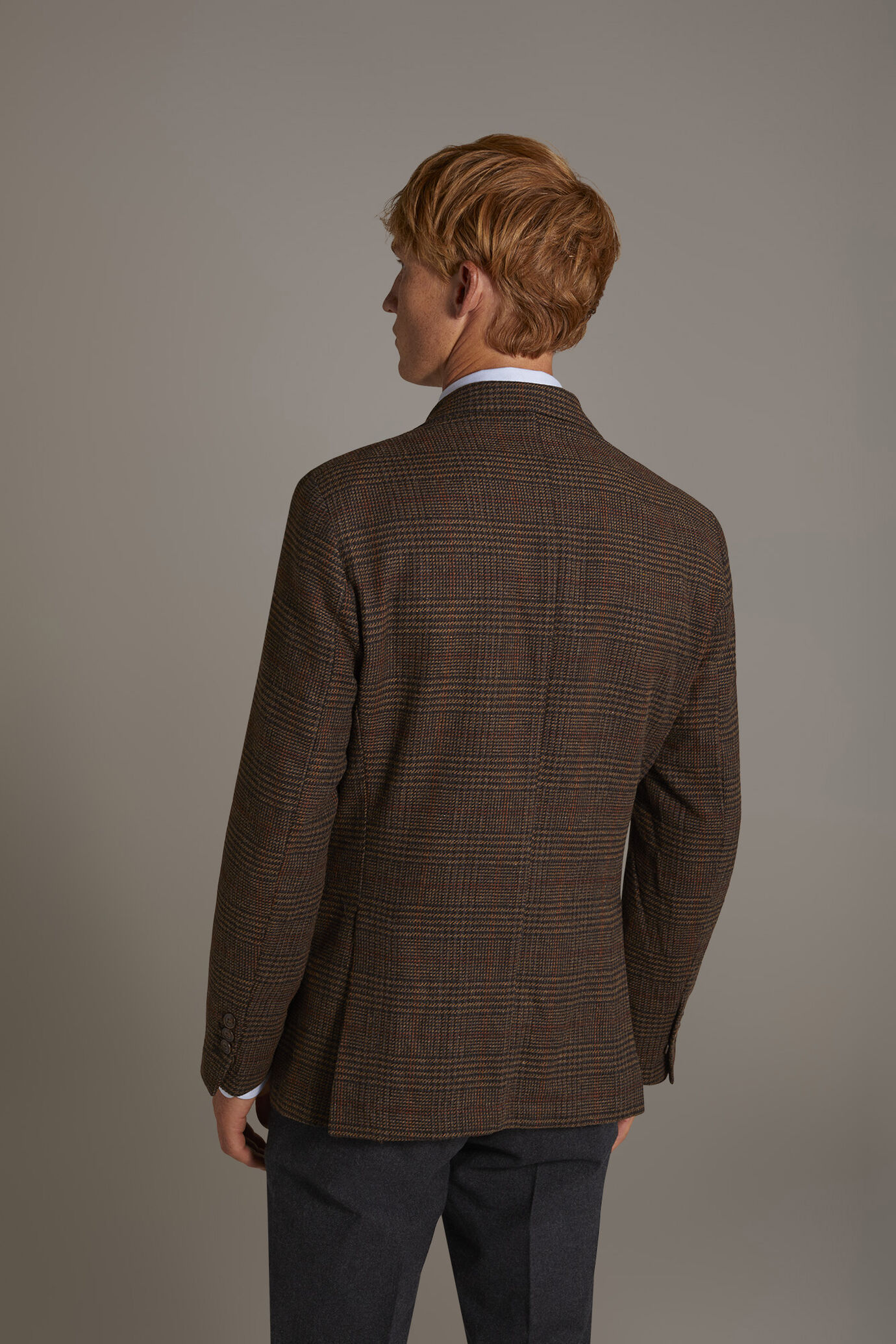 Single-breasted jacket with patch pockets in wool blend made in Italy image number 4
