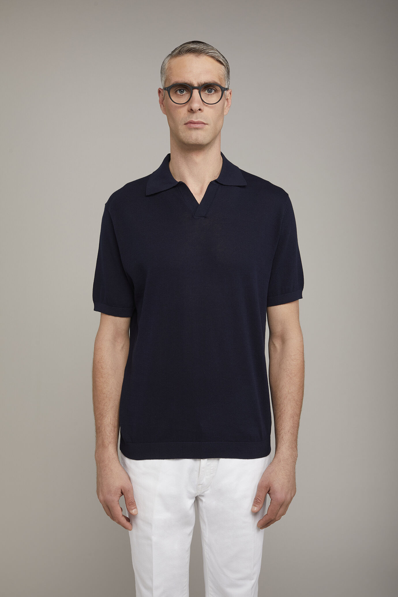 Herren-Poloshirt aus 100 % Baumwolle mit kurzen Ärmeln und Derbykragen in normaler Passform