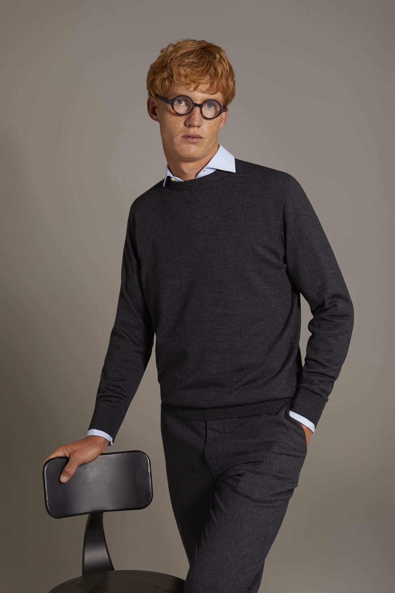 Round neck 100% merino wool sweater image number 0