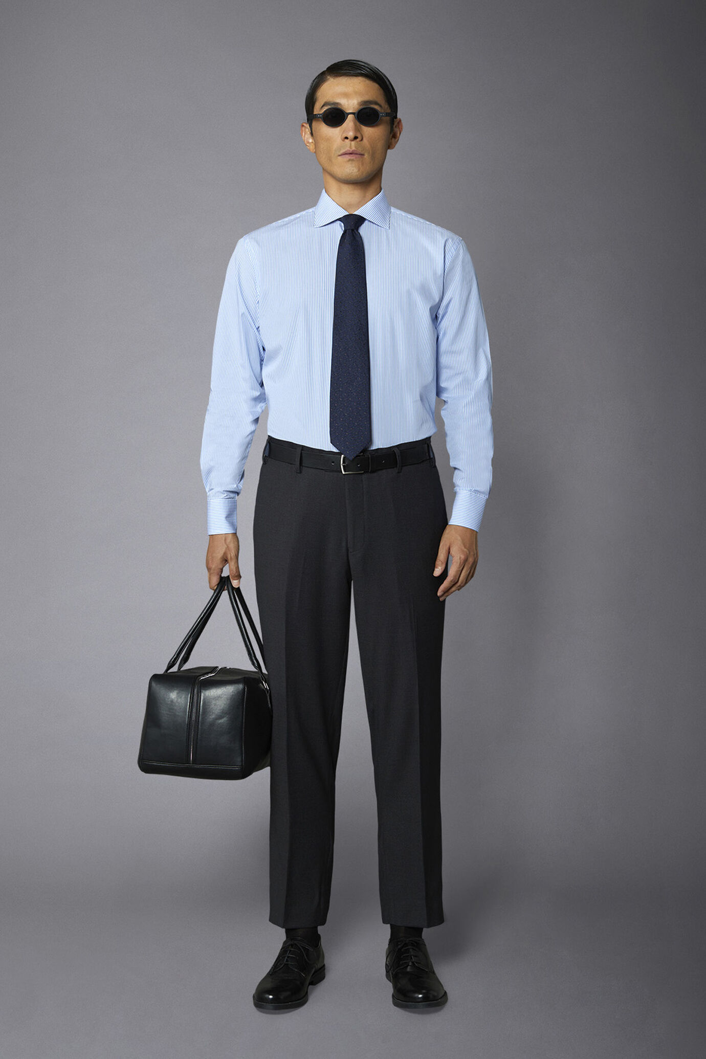 Chemise classique à col français, coupe régulière, tissu rayé image number 0