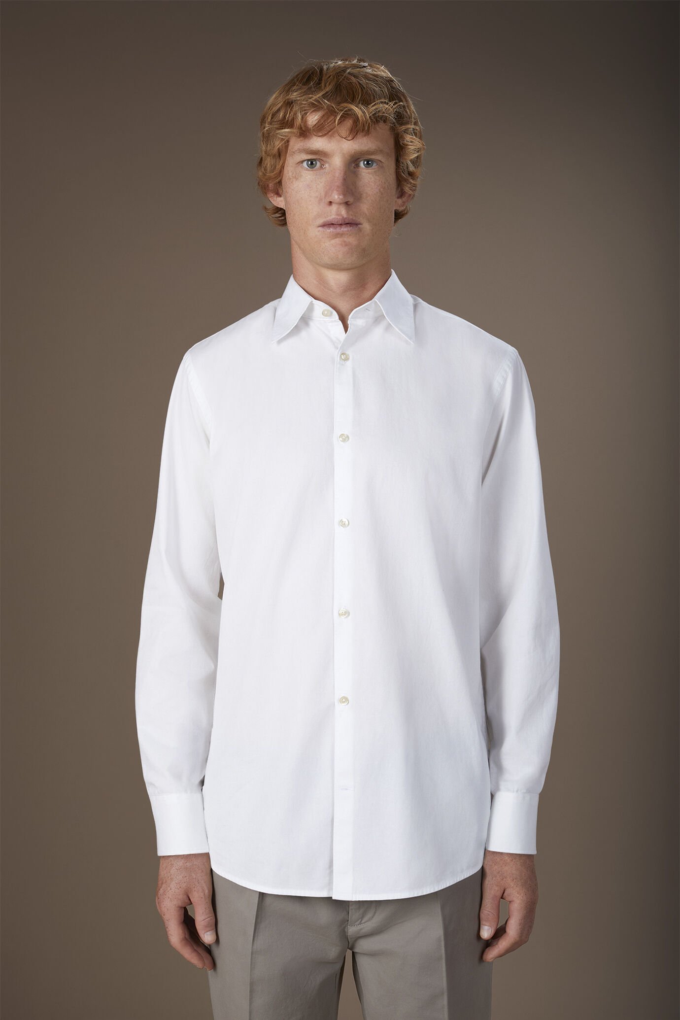 Camicia uomo casual collo classico 100% cotone tessuto gabardine comfort fit image number 0