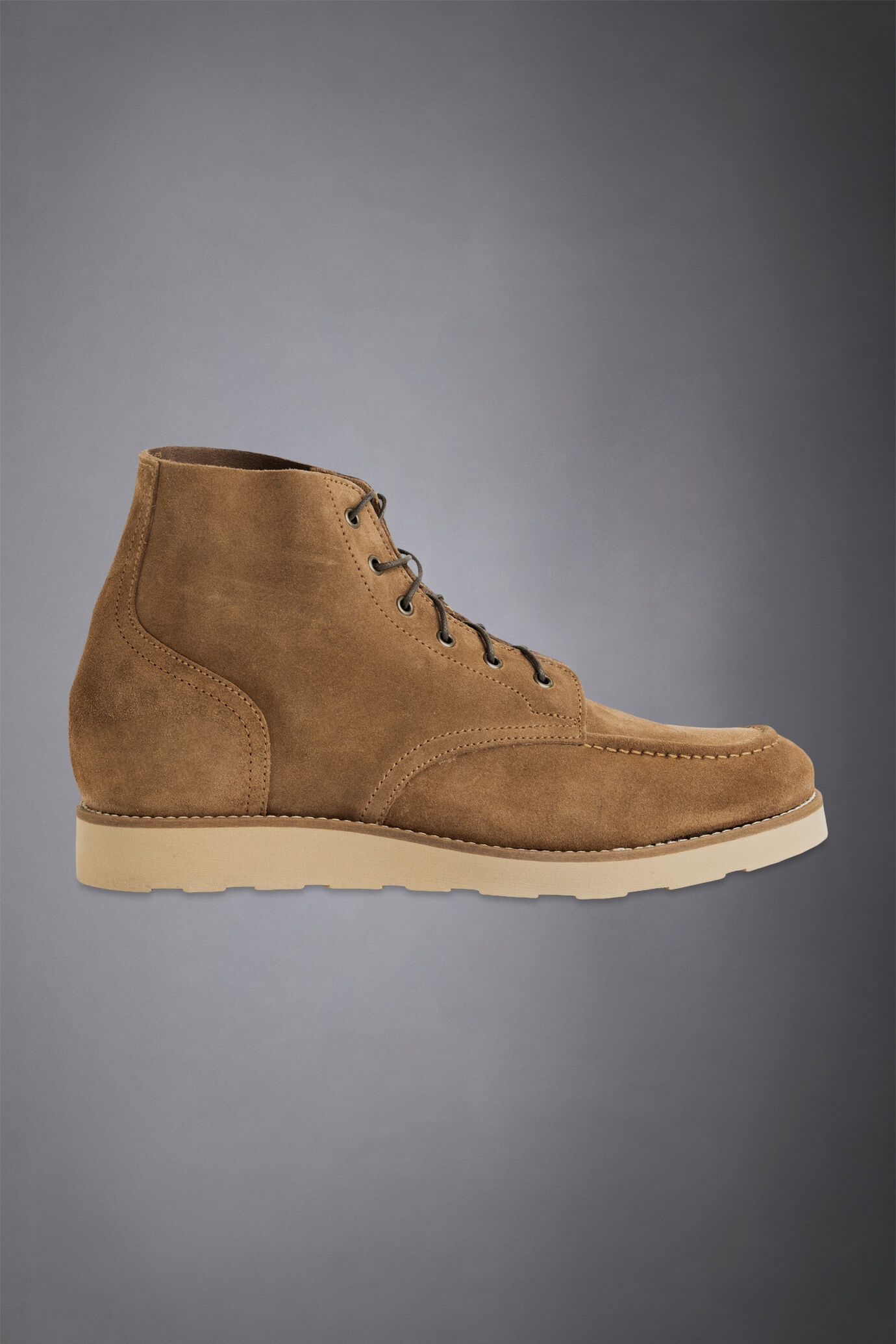 Men's 100% suede ankle boots with rubber sole image number 1