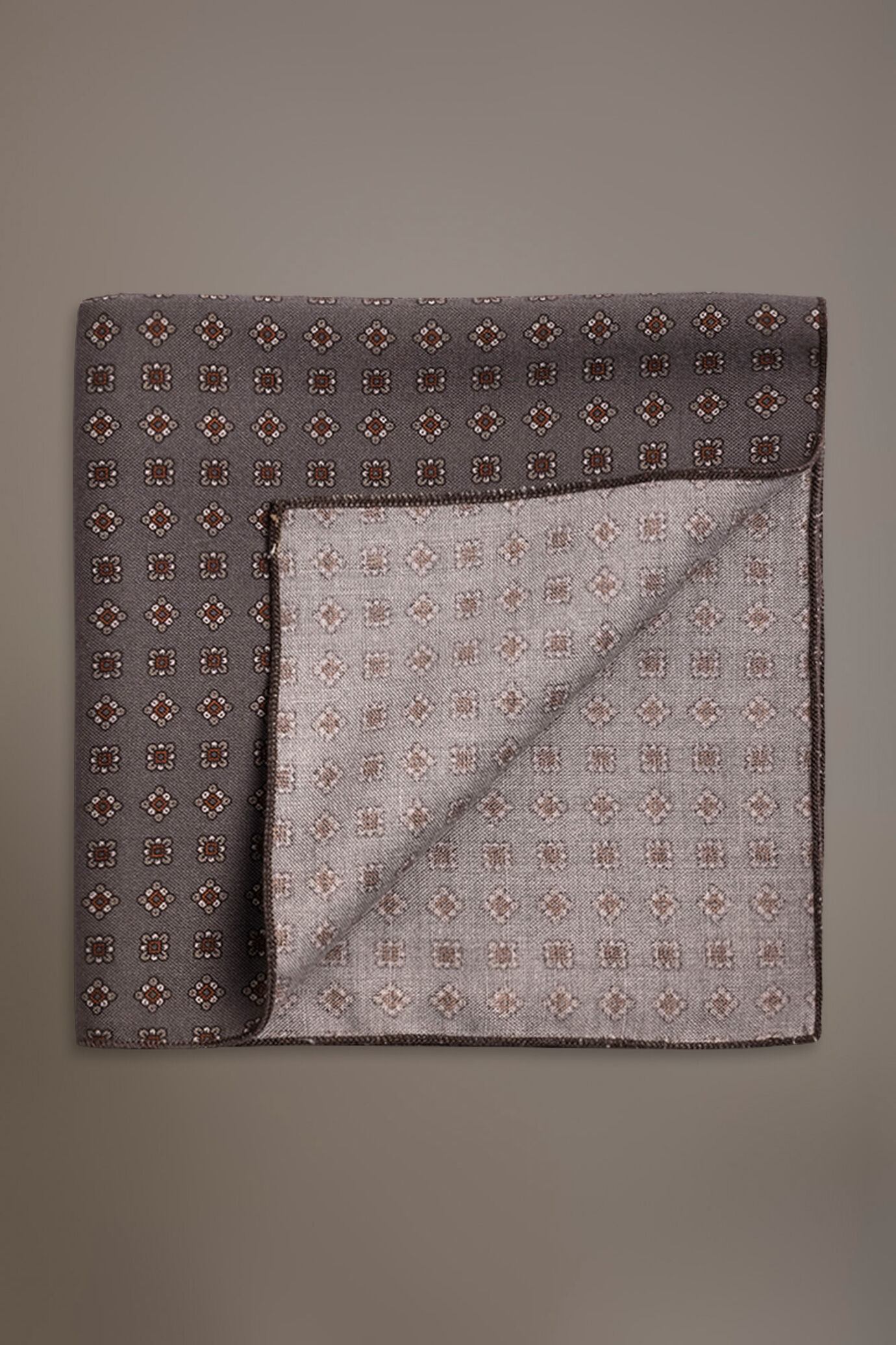 Pochette misto lino disegno fantasia uomo image number 0