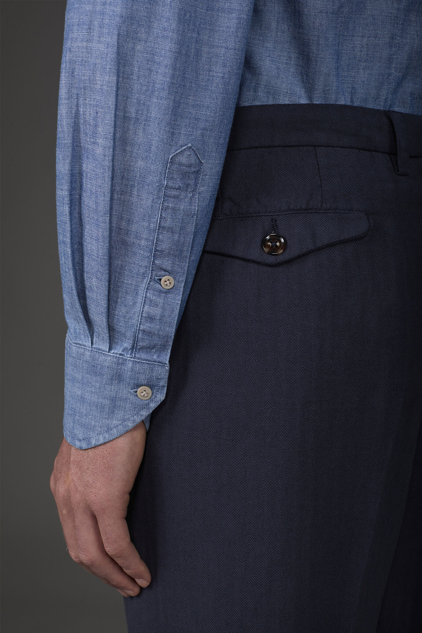 Camicia uomo casual collo classico tessuto chambray image number 3