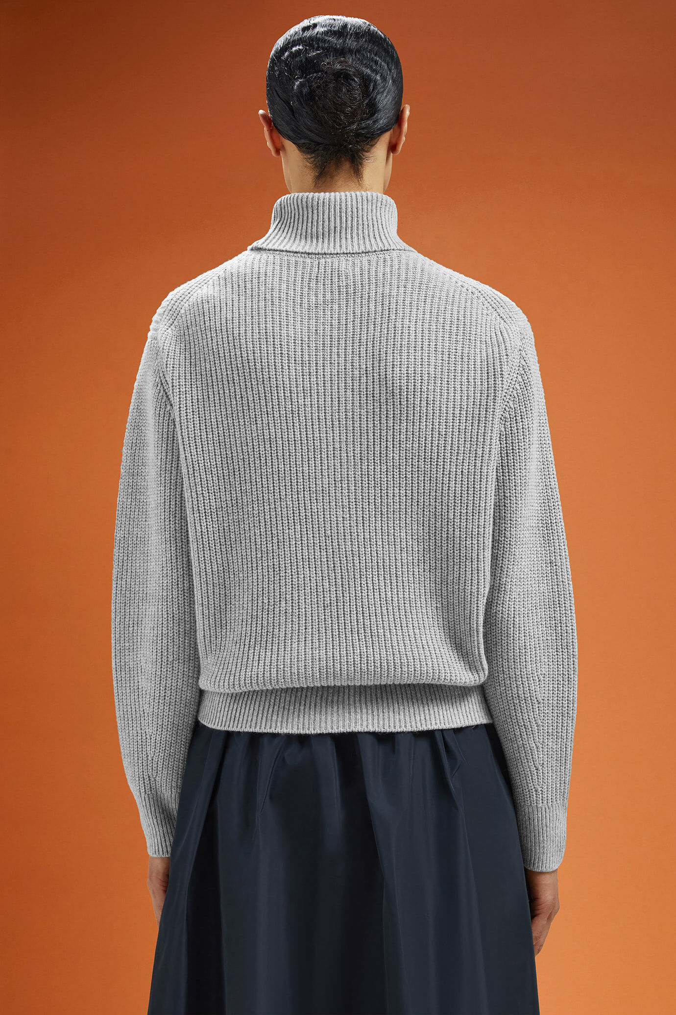Damen-Pullover mit hohem Kragen aus englischem Rippstrick in normaler Passform image number 1
