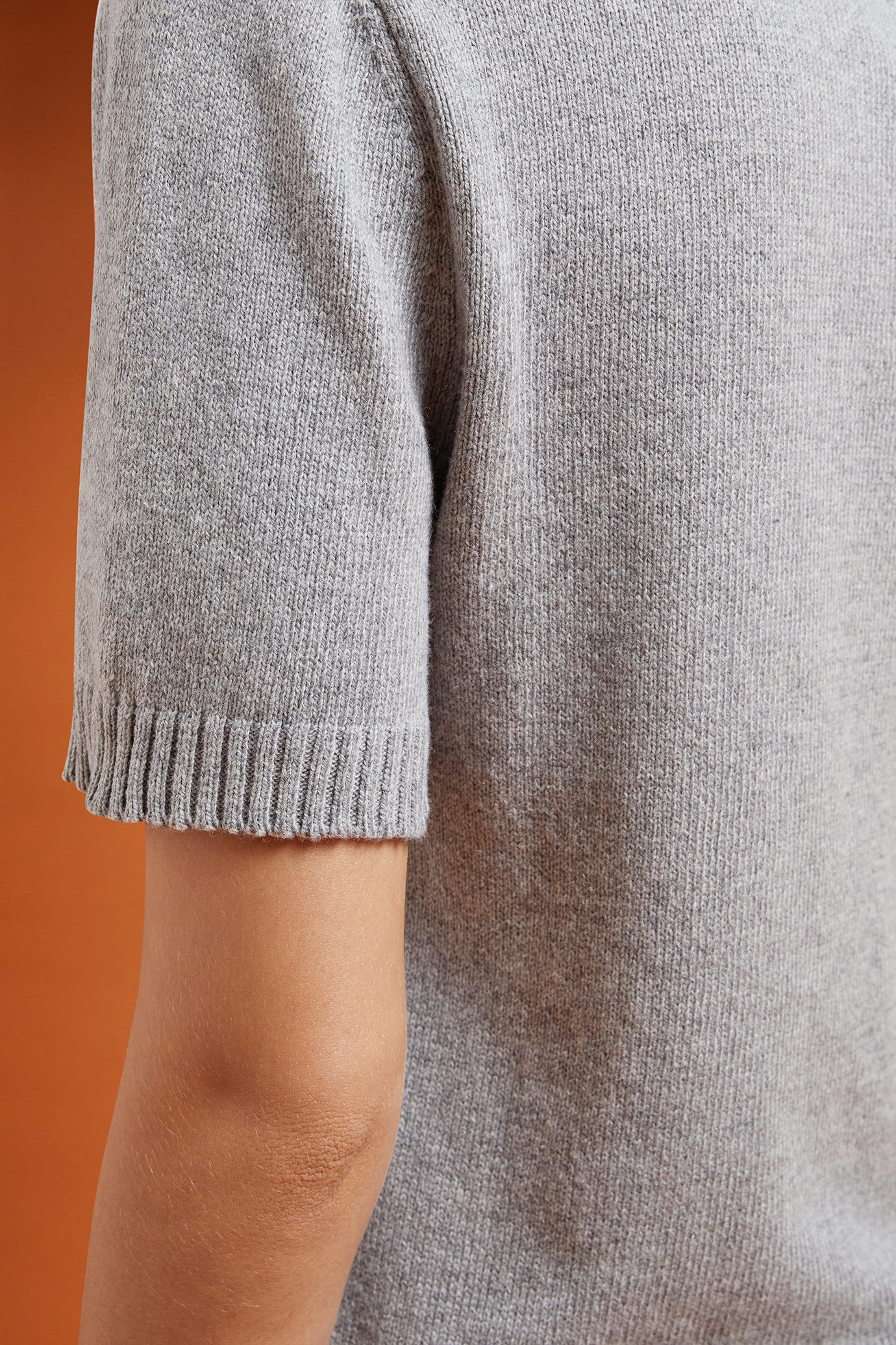 Women's knitted half-sleeve polo shirt in a regular fit image number 2