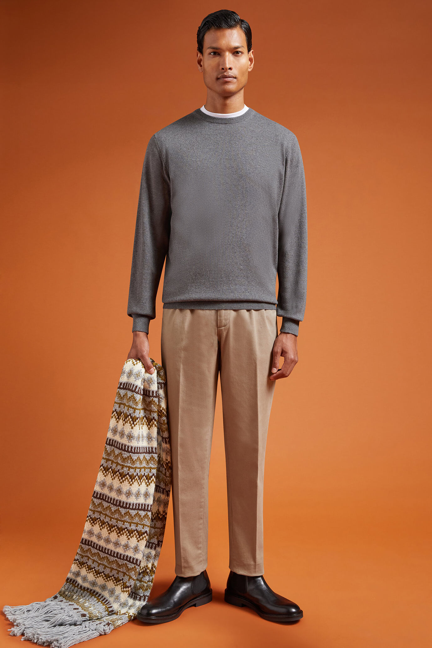 Men's regular fit crew neck jumper in wool and cotton image number 1