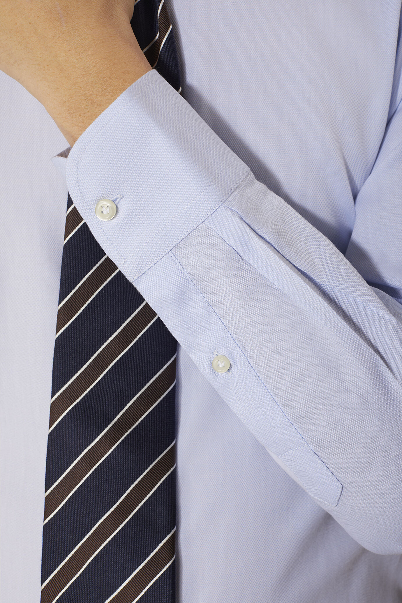Camicia classica collo francese classic fit tessuto microcheck image number 2