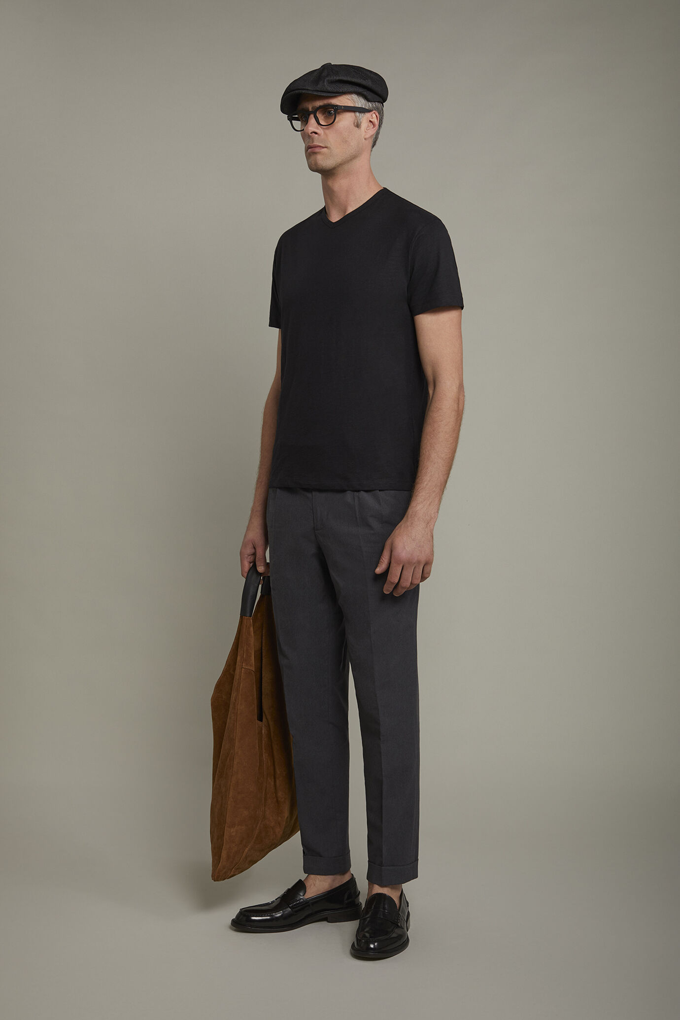 T-shirt homme &agrave; col V en 100&nbsp;% coton effet flamm&eacute; coupe r&eacute;guli&egrave;re image number 1