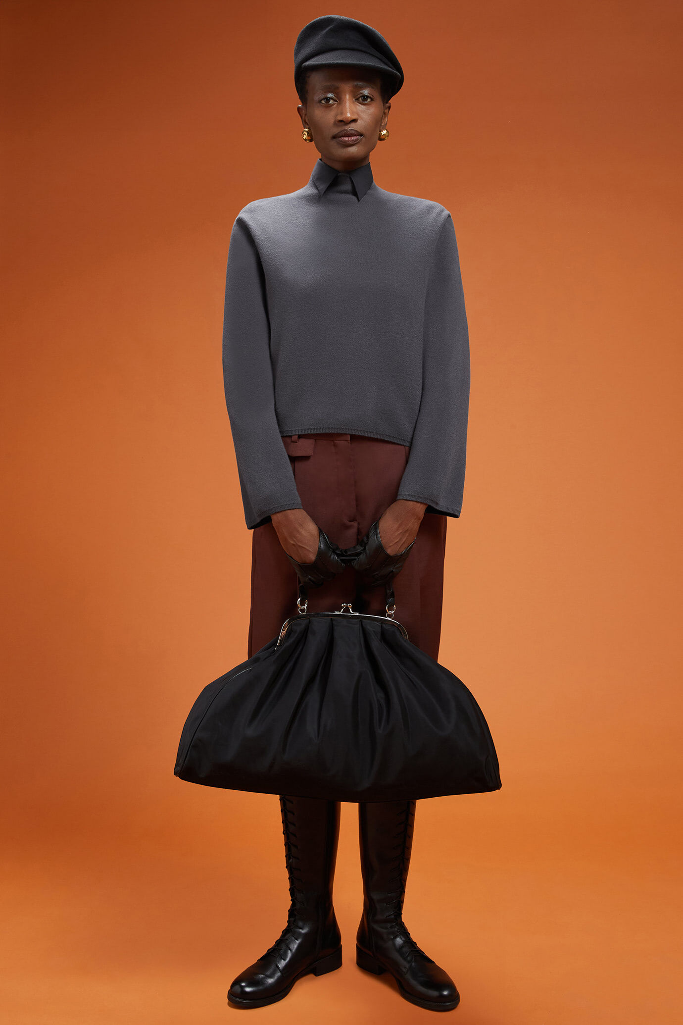 Maglia donna a manica lunga con collo a vulcano regular fit image number 1