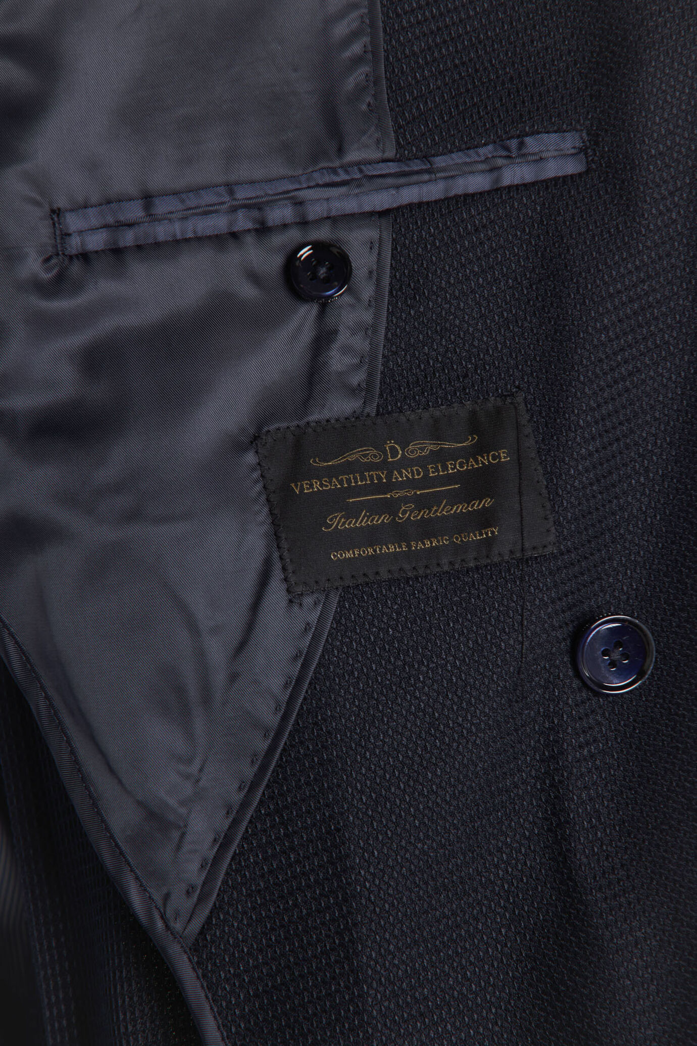 Double breasted jacket peak lapel with patch pockets image number 4