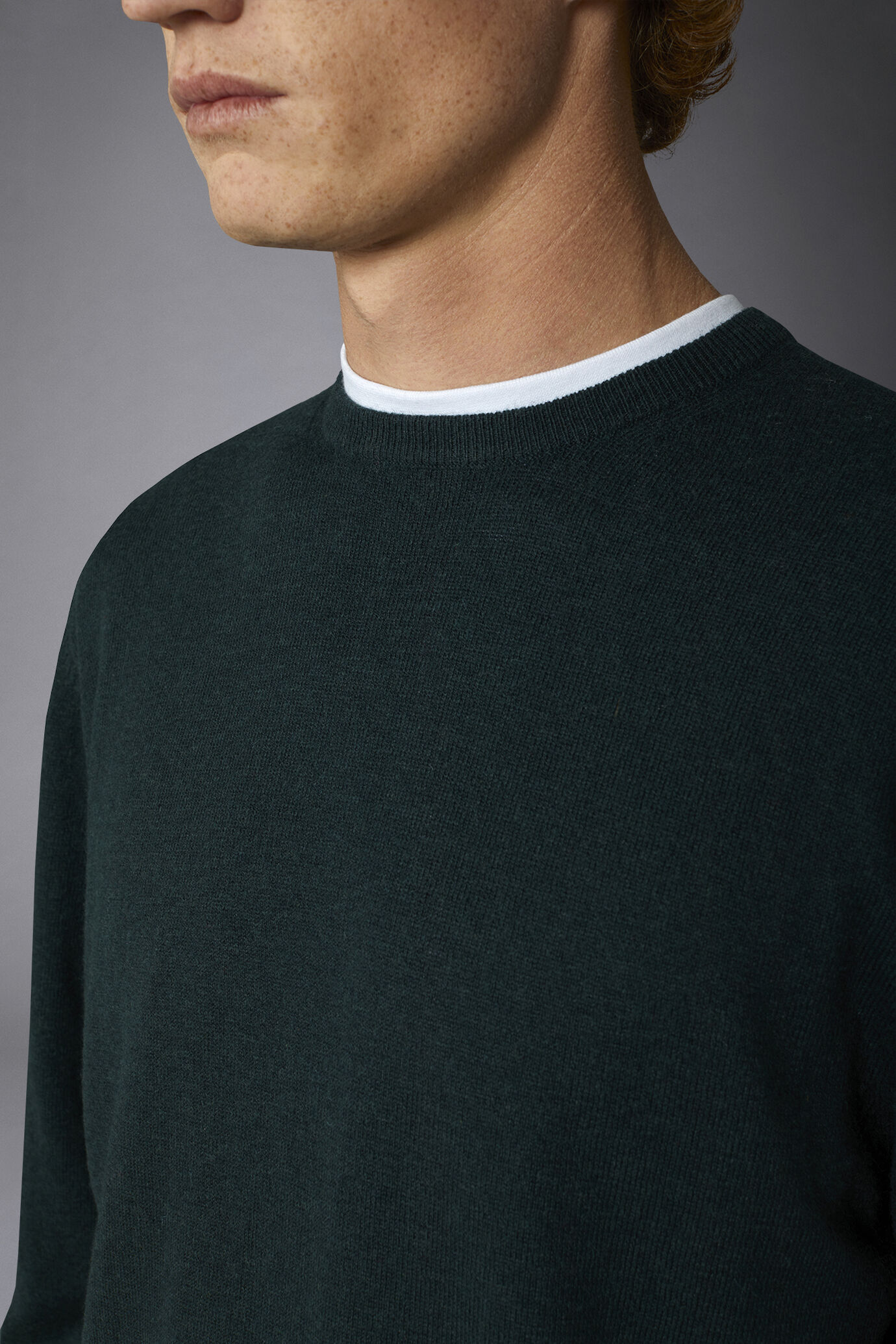 Pullover mit Rundhalsausschnitt aus Wolle und Baumwolle image number 2
