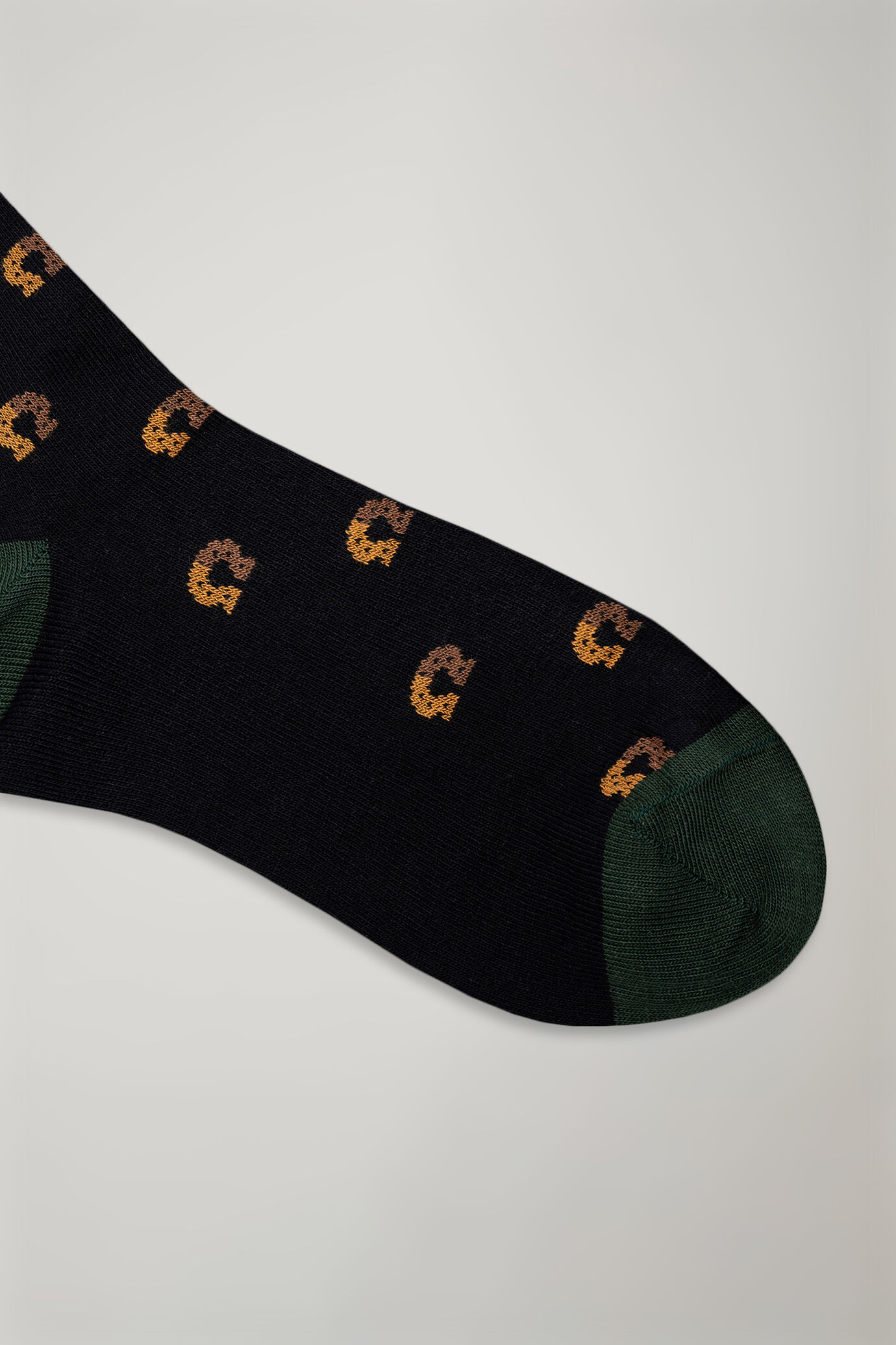 Men's knitted long socks with horseshoe pattern made in Italy image number 1