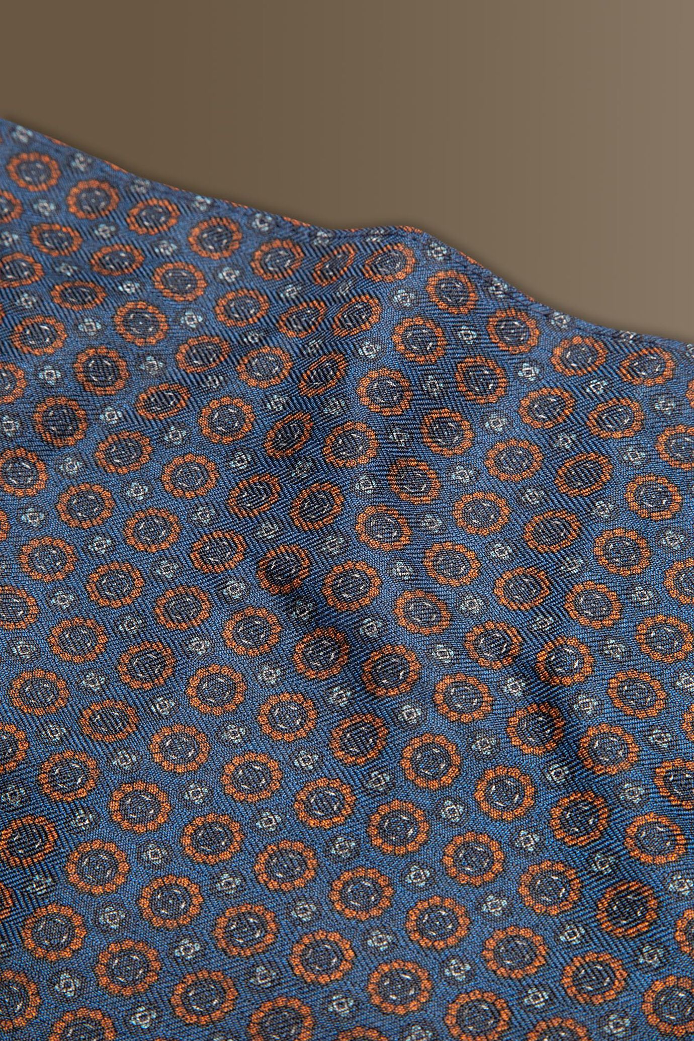 Pochette con tessuto effetto lana - tinta unita image number 1