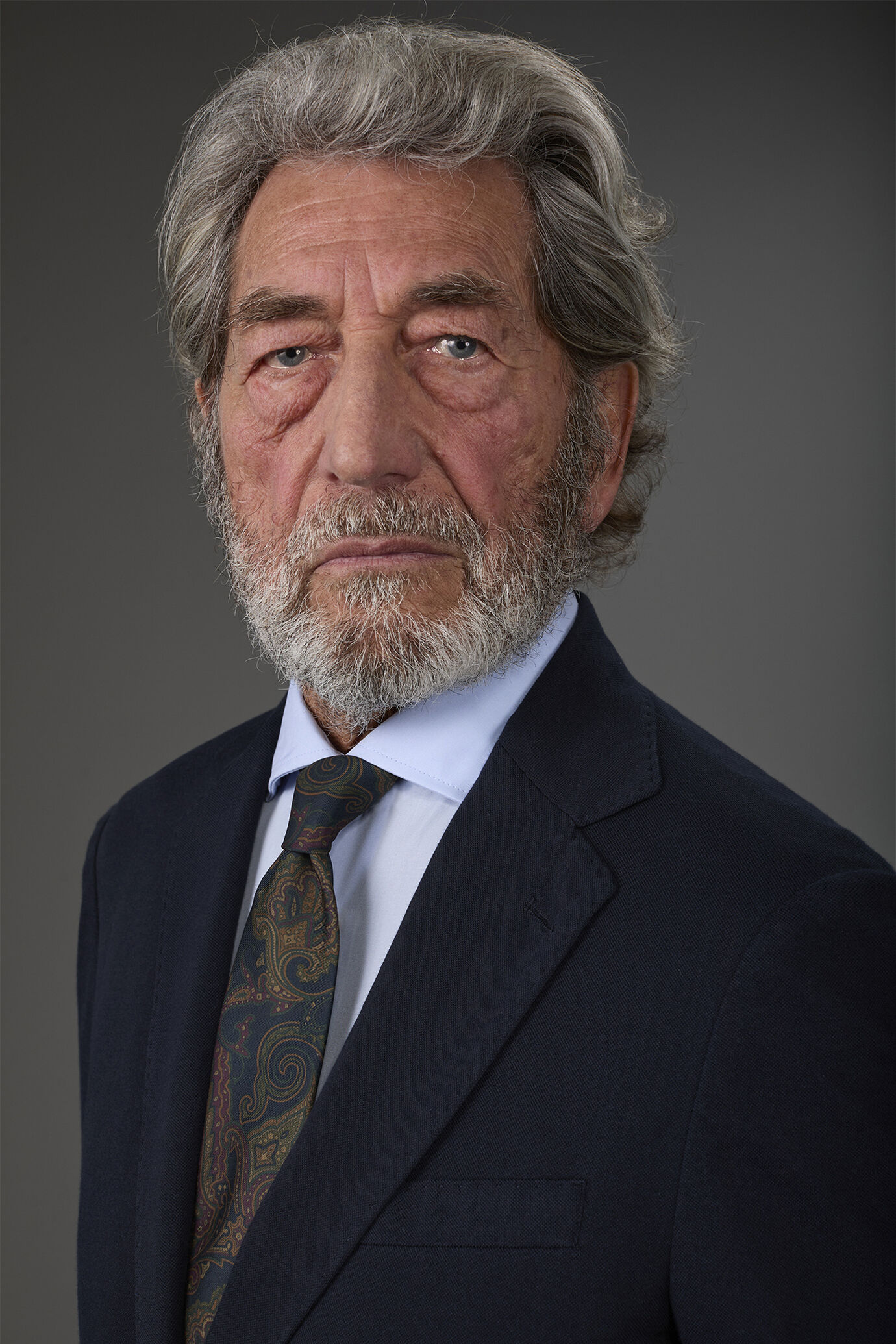 Herrenkrawatte mit Makro-Paisleymuster image number 0