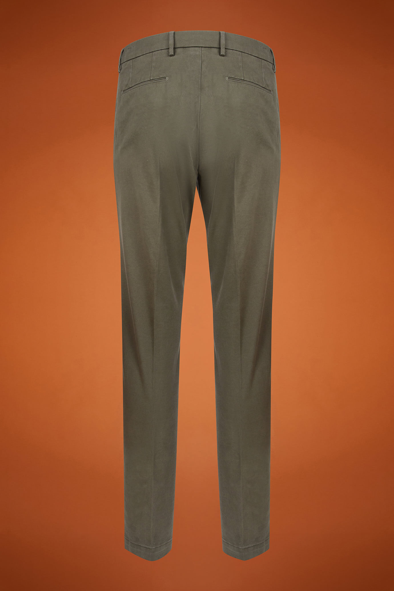 Pantalone classico uomo chino in twill regular fit image number 1