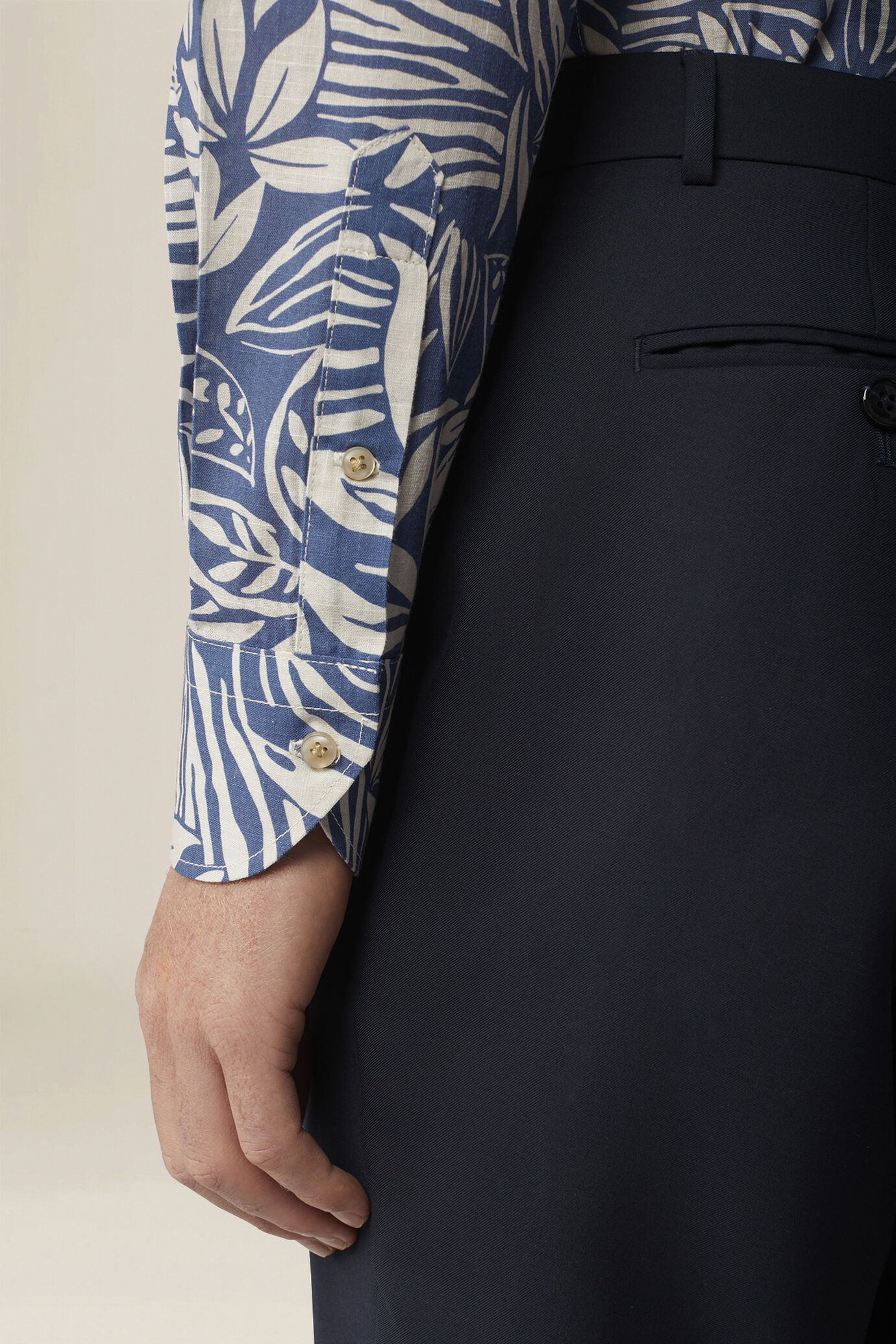 Camicia uomo casual in tessuto stampato 100% cotone image number 3