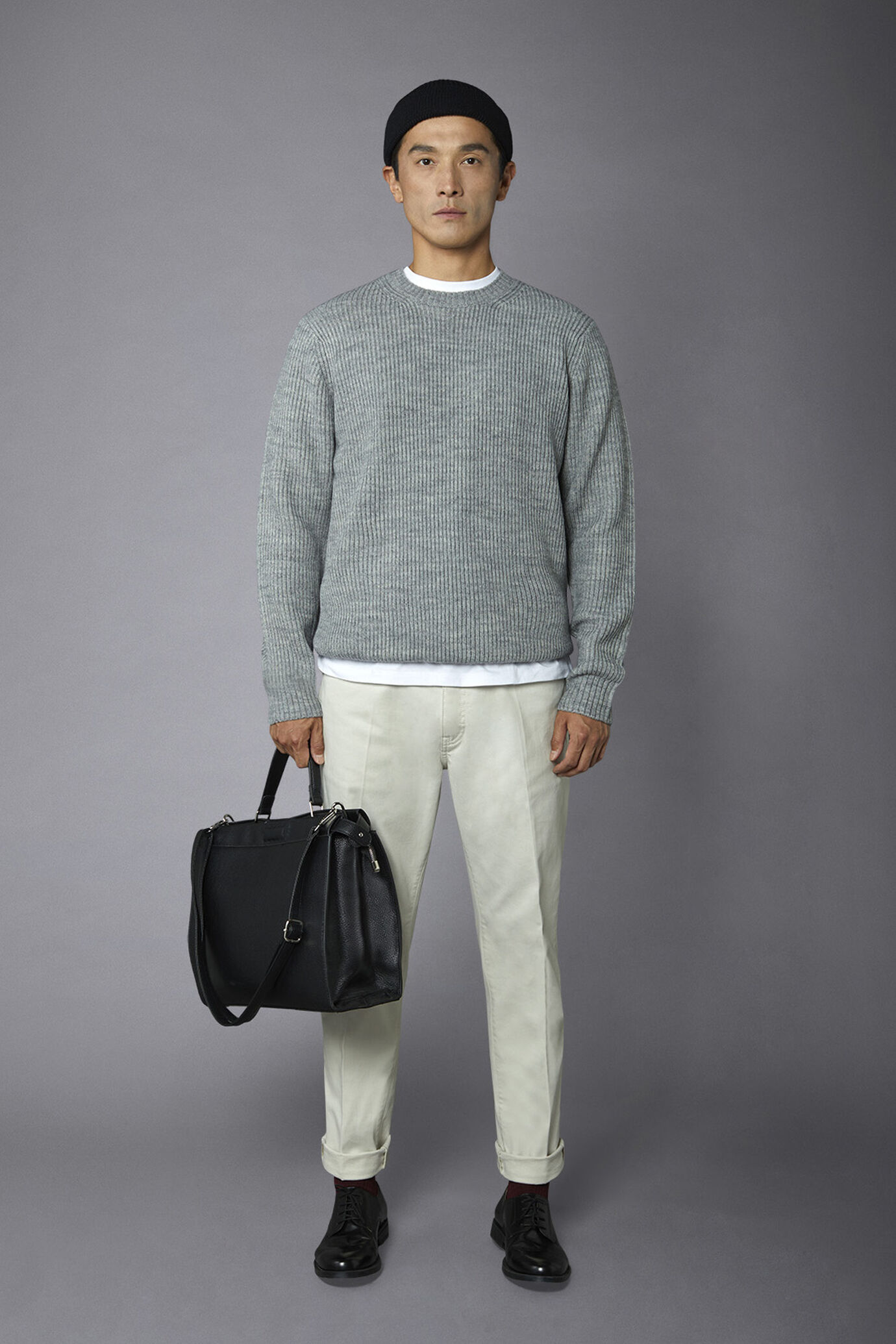 Pullover aus Wollmischung mit Rundhalsausschnitt und Rippenstrick in normaler Passform image number 0