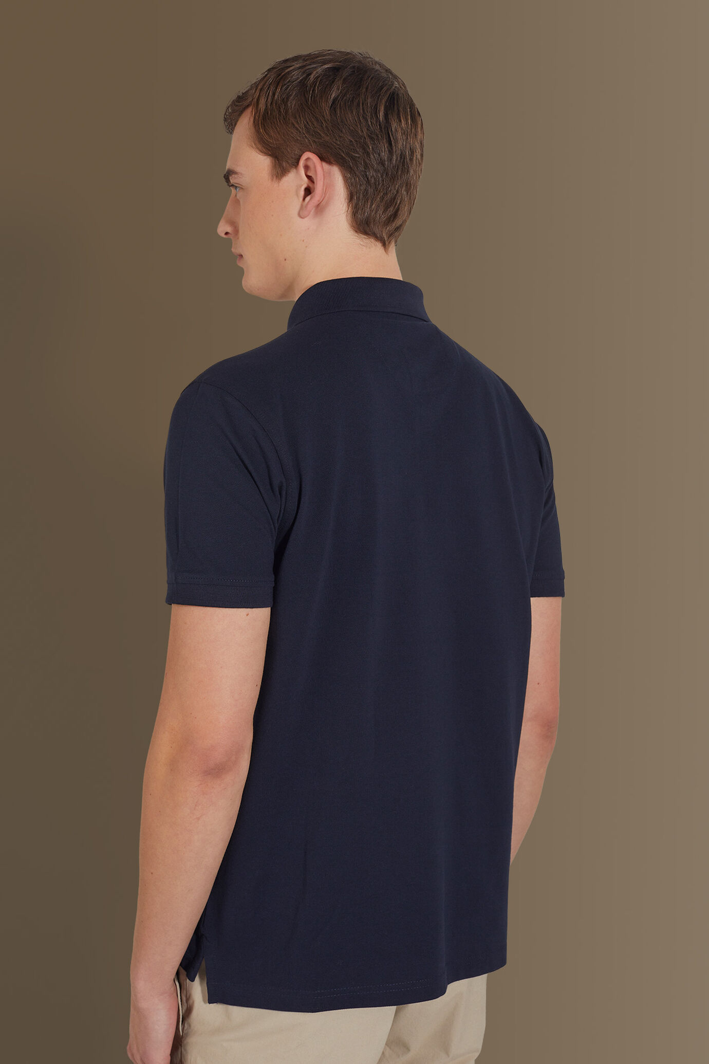 Short sleeves polo 100% cotton piquet solid colour image number 2