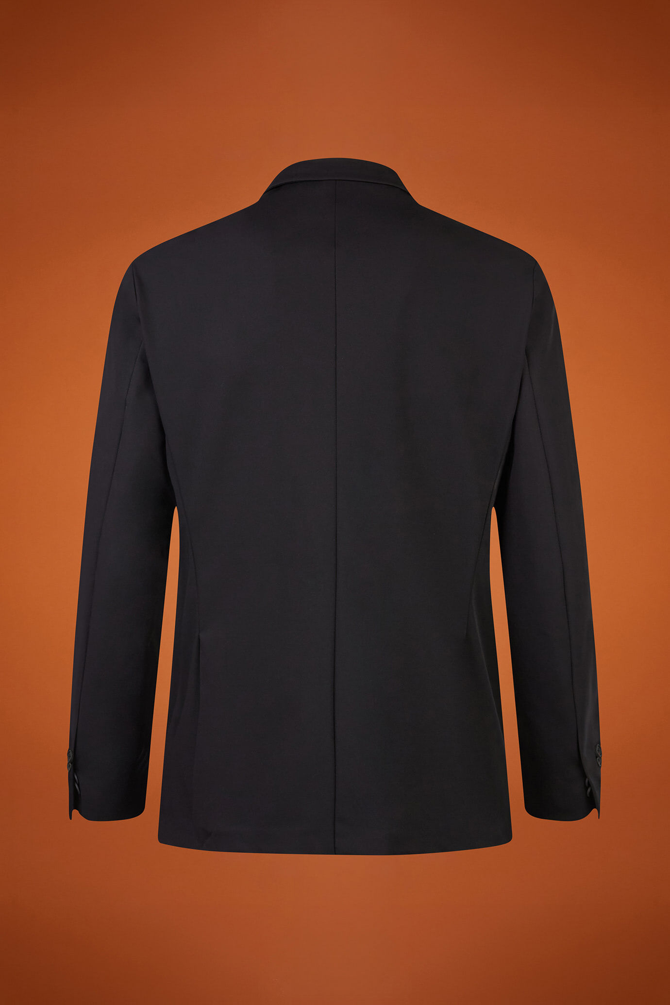 Costume homme à simple boutonnage en tissu technique coupe régulière image number 5