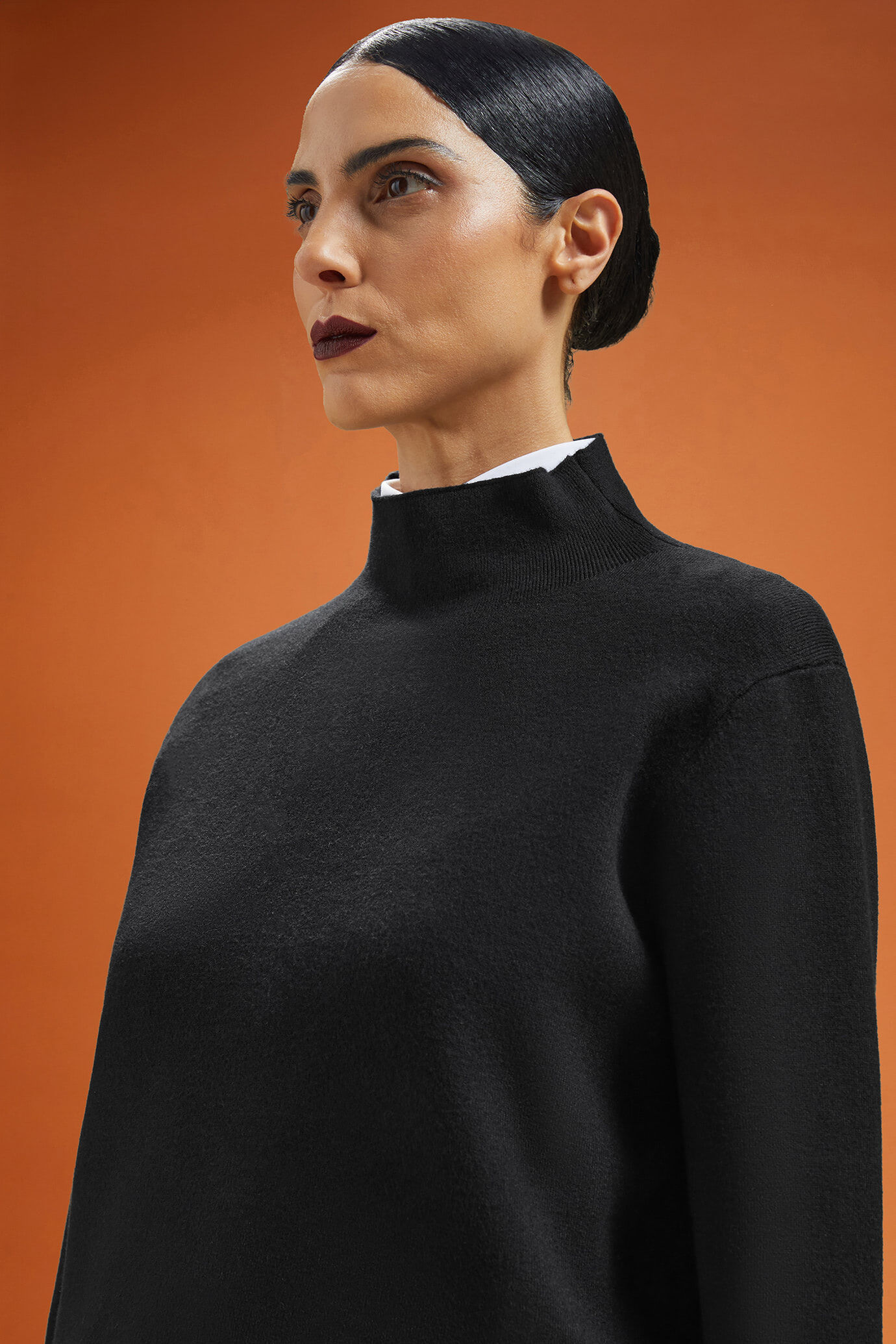 Women's long-sleeved mock polo neck jumper in a regular fit image number 4
