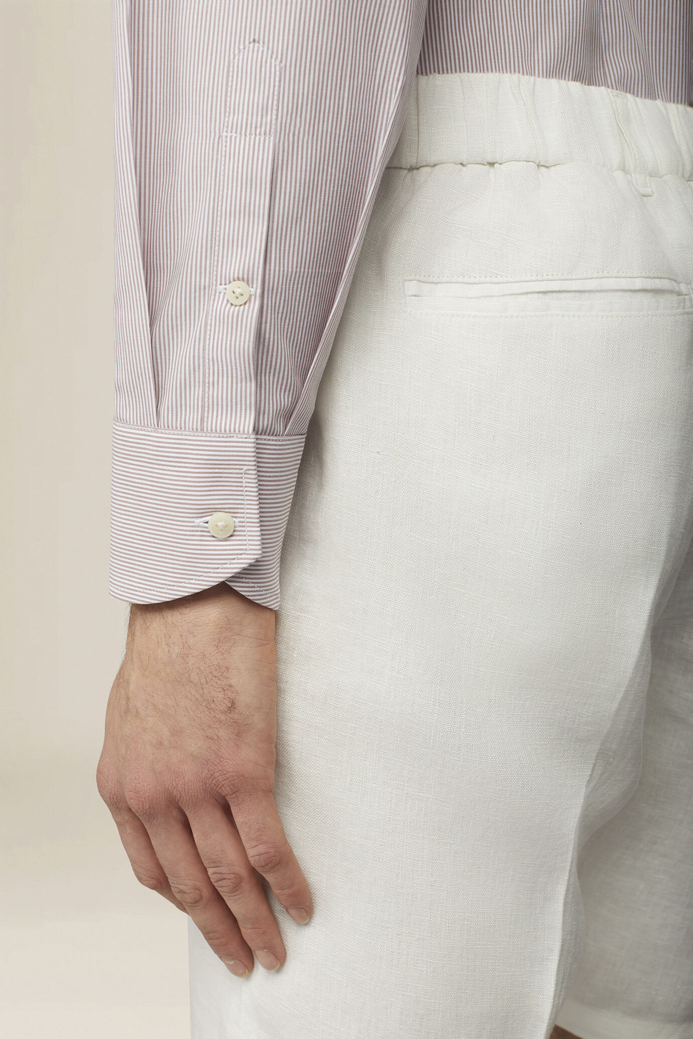 Men's 100% cotton dobby piqu&eacute; shirt image number 3