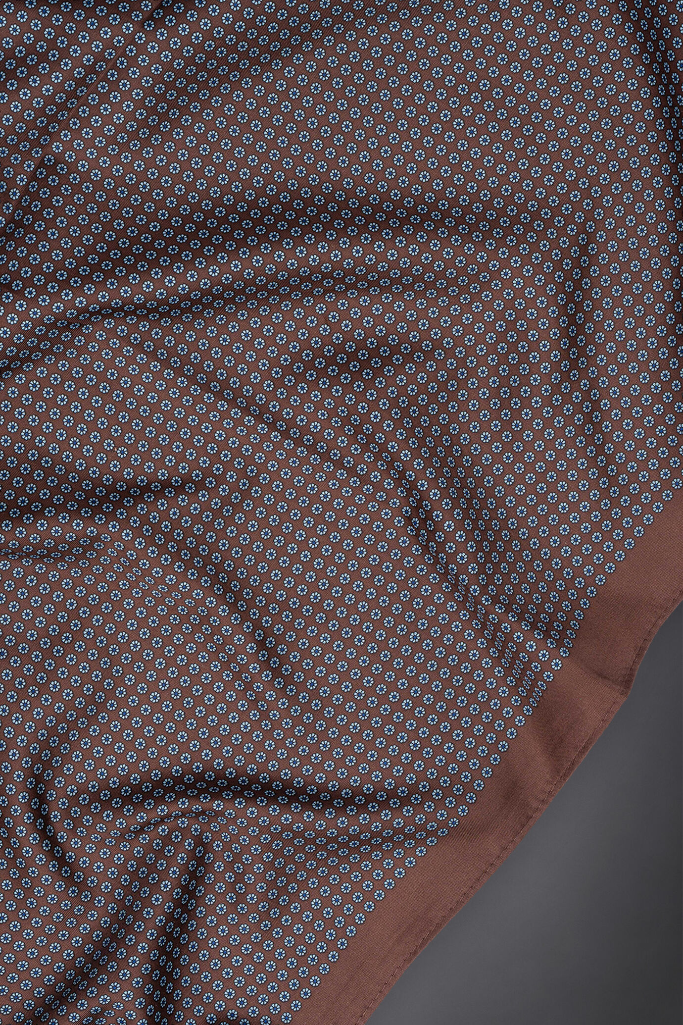 Foulard uomo in twill fantasia stampata image number 1