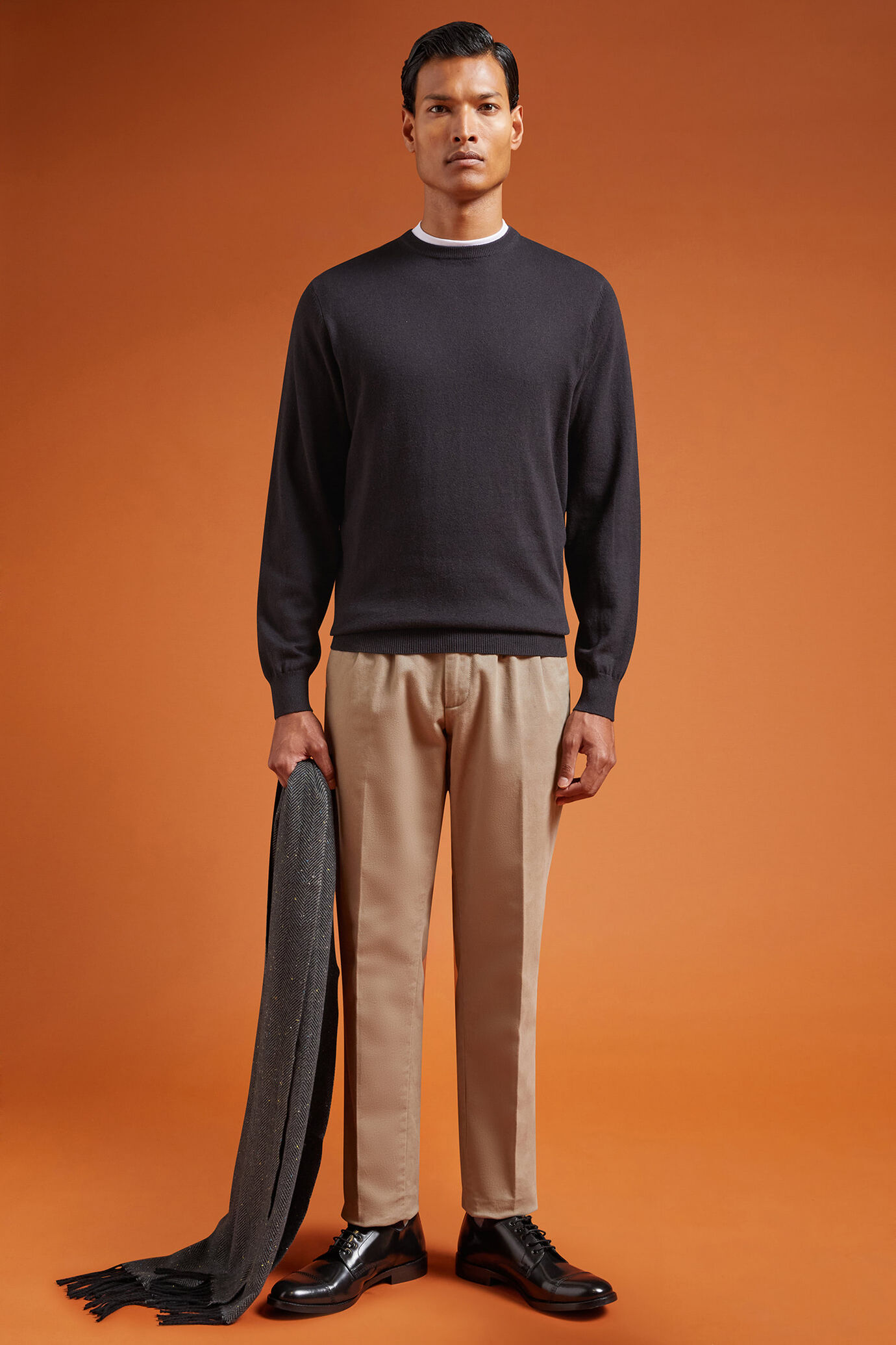 Men's regular fit crew neck jumper in wool and cotton image number 1