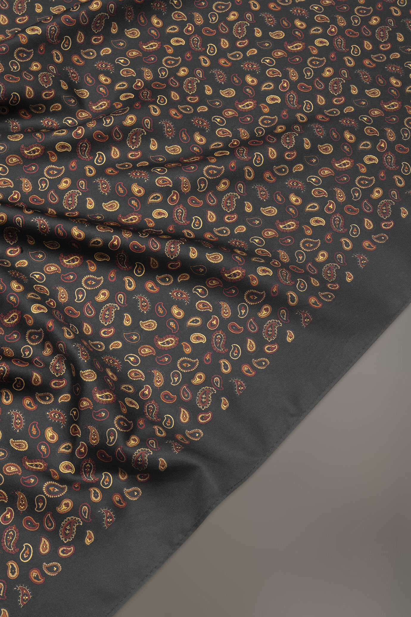 Patterned printed twill foulard image number 1