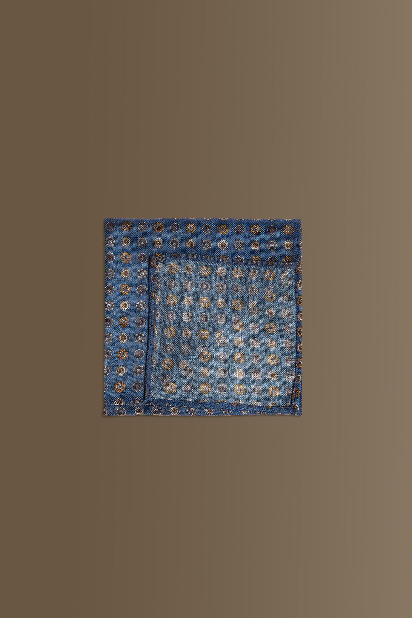 Pochette con tessuto effetto lana - tinta unita