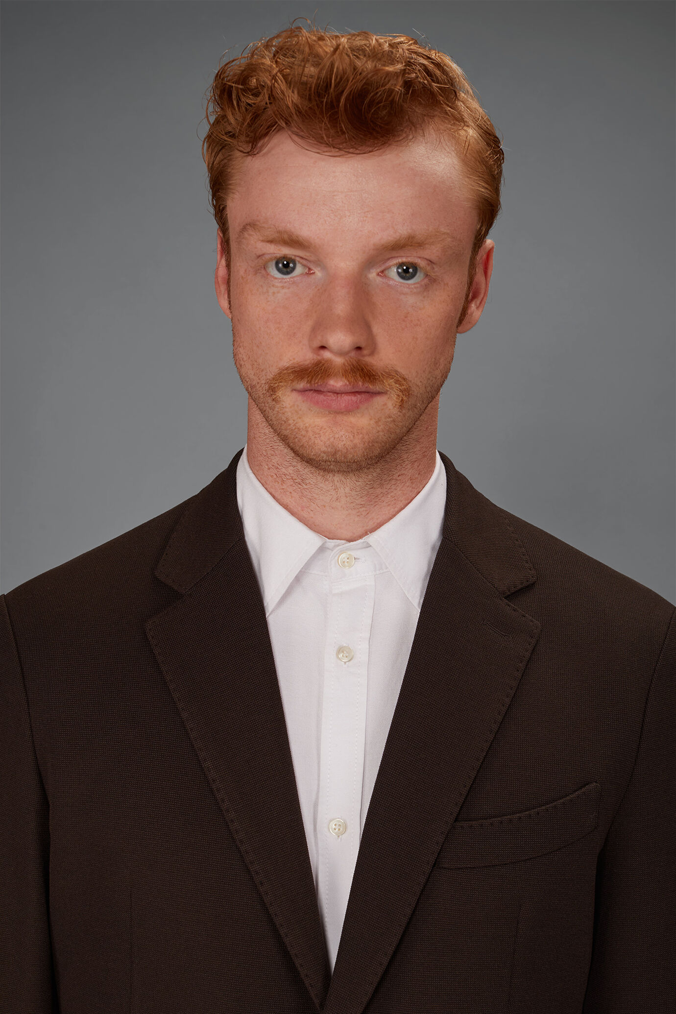 Men&rsquo;s unlined single-breasted jacket in dobby-weave jersey with a regular fit image number 2