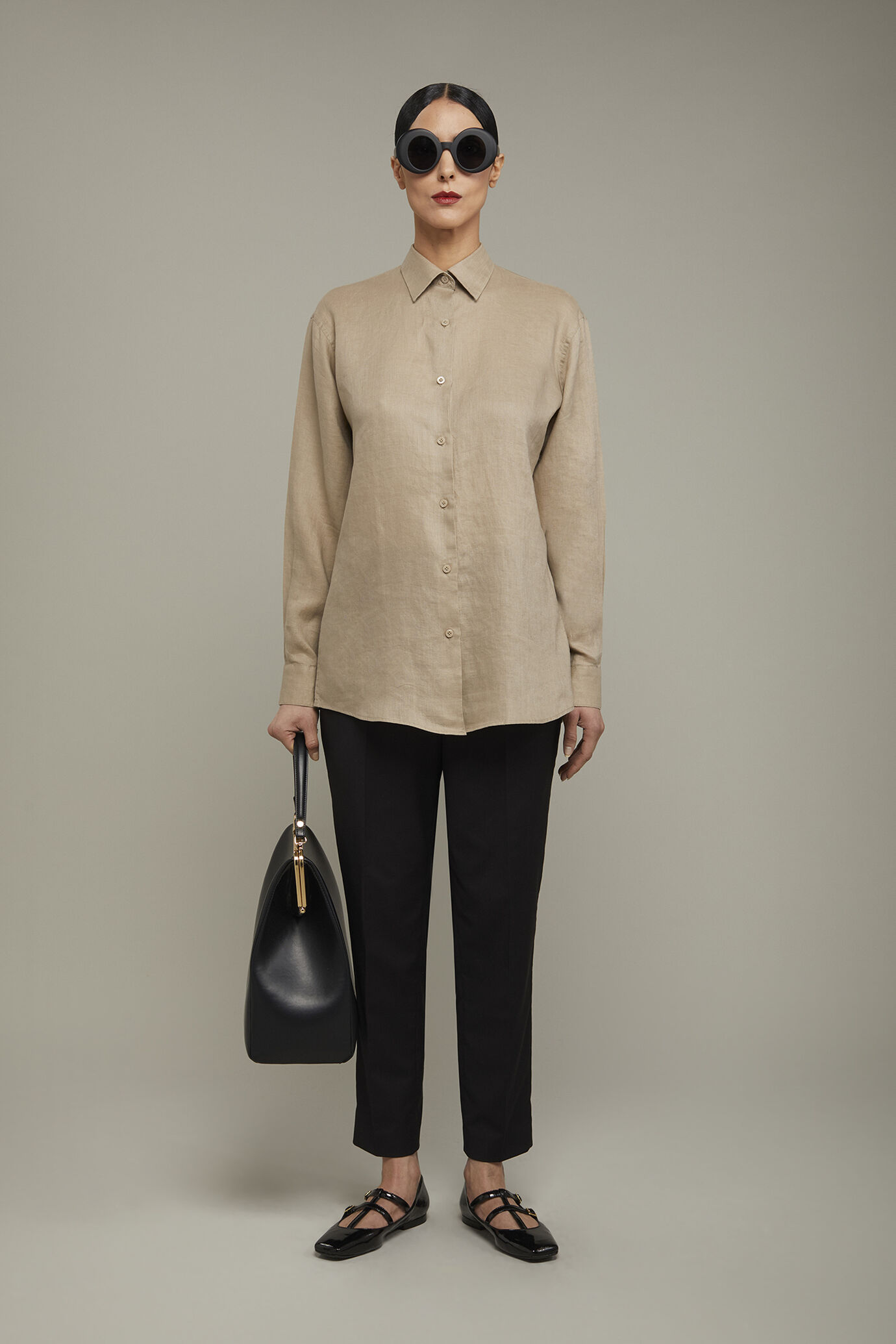 Camicia donna con collo classico 100% lino image number 0