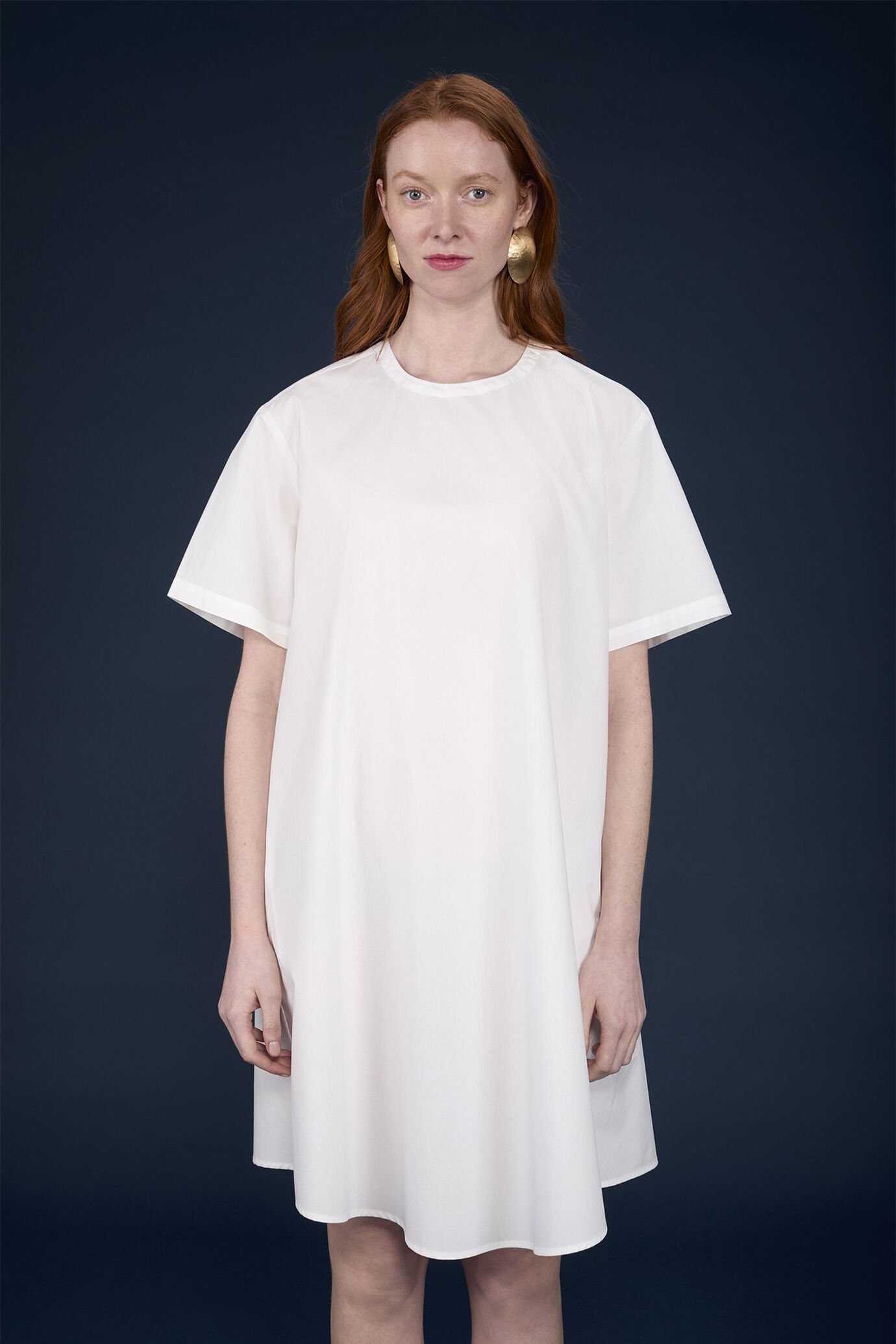 Robe courte évasée pour femme à manches courtes et poches latérales image number 1