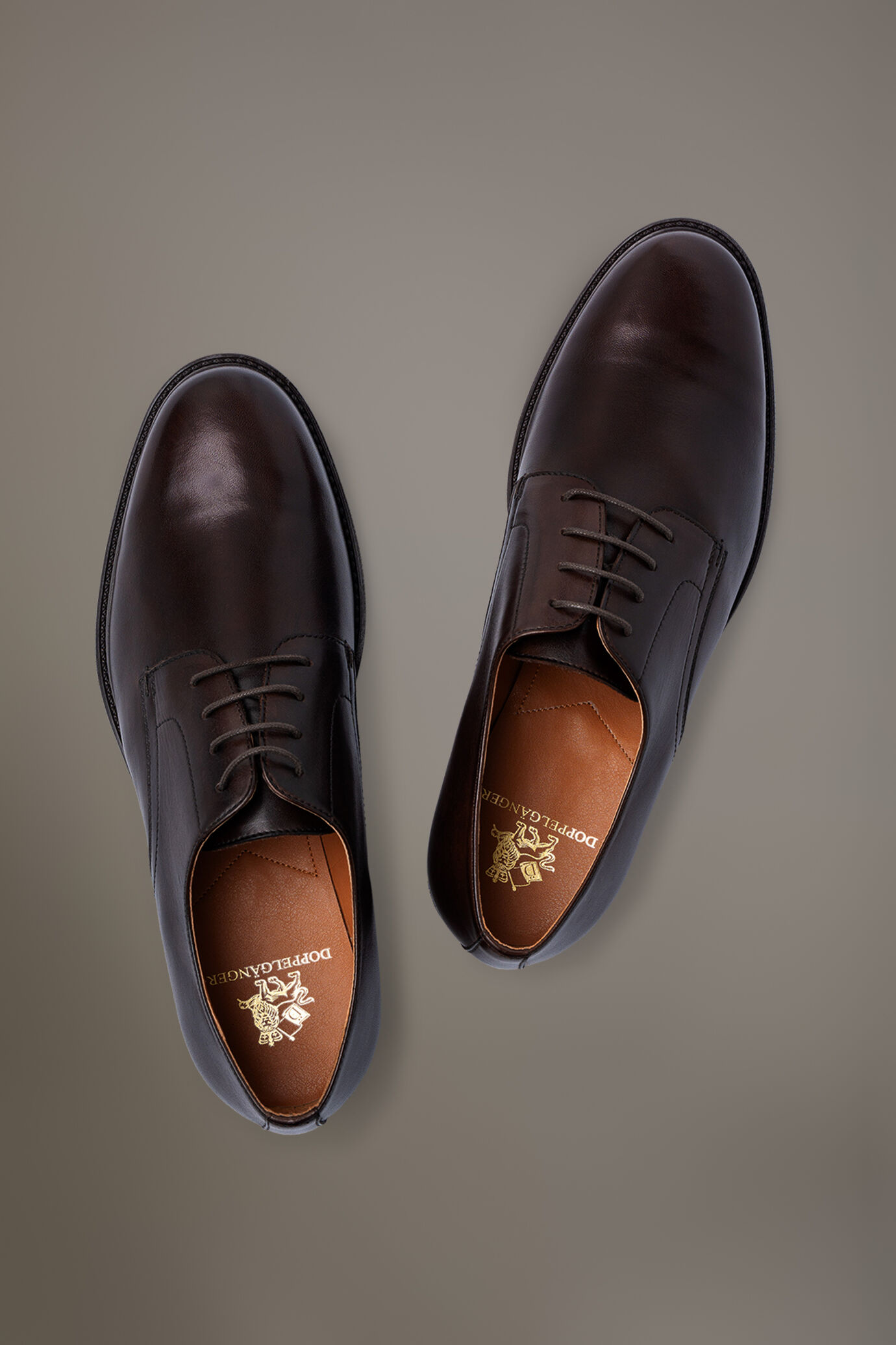 Scarpa Derby 100% pelle con fondo in gomma image number 3
