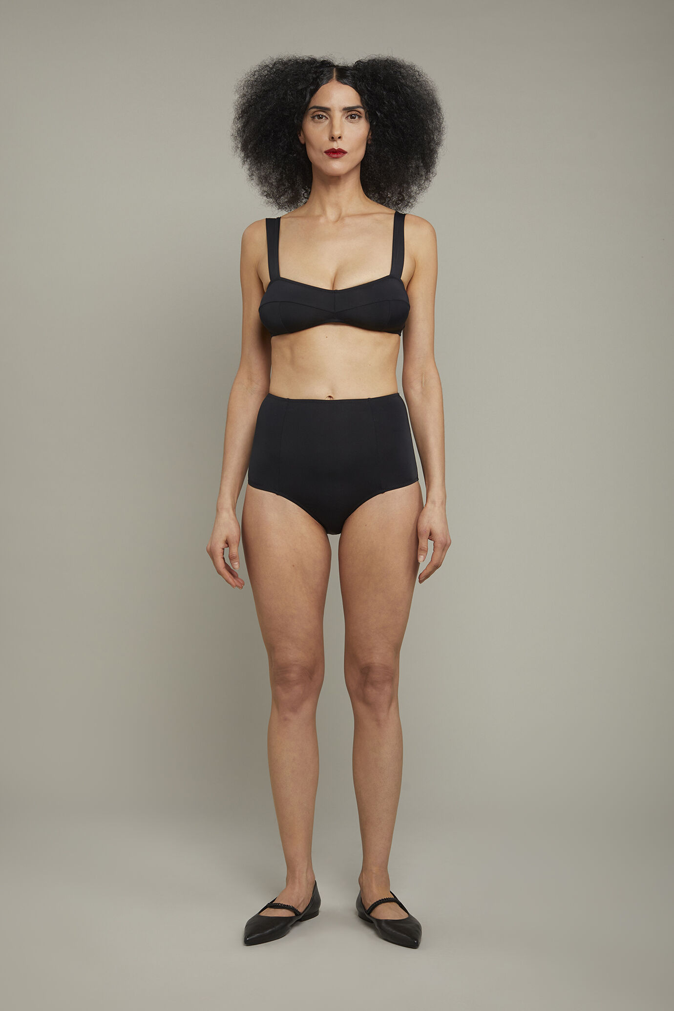 Women’s swimsuit in stretch fabric regular fit image number 2