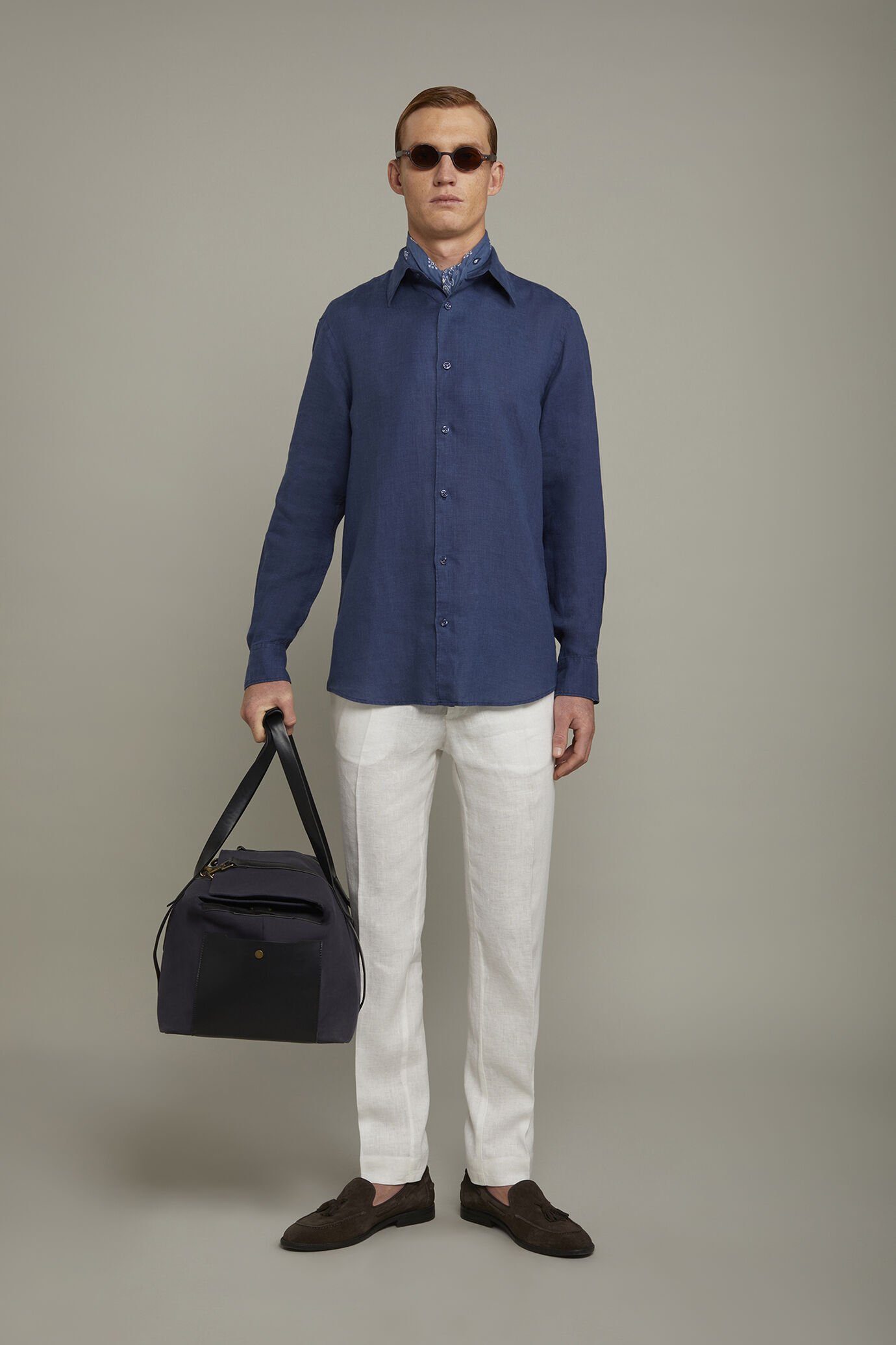 Chemise décontractée homme à col classique, en 100 % lin, coupe confort image number 0