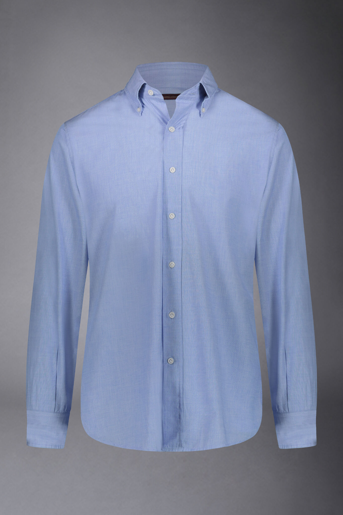 Klassisch gewaschenes, geschlechtsneutrales Button-Down-Hemd mit bequemer Passform aus Fil-a-fil-Stoff image number 4
