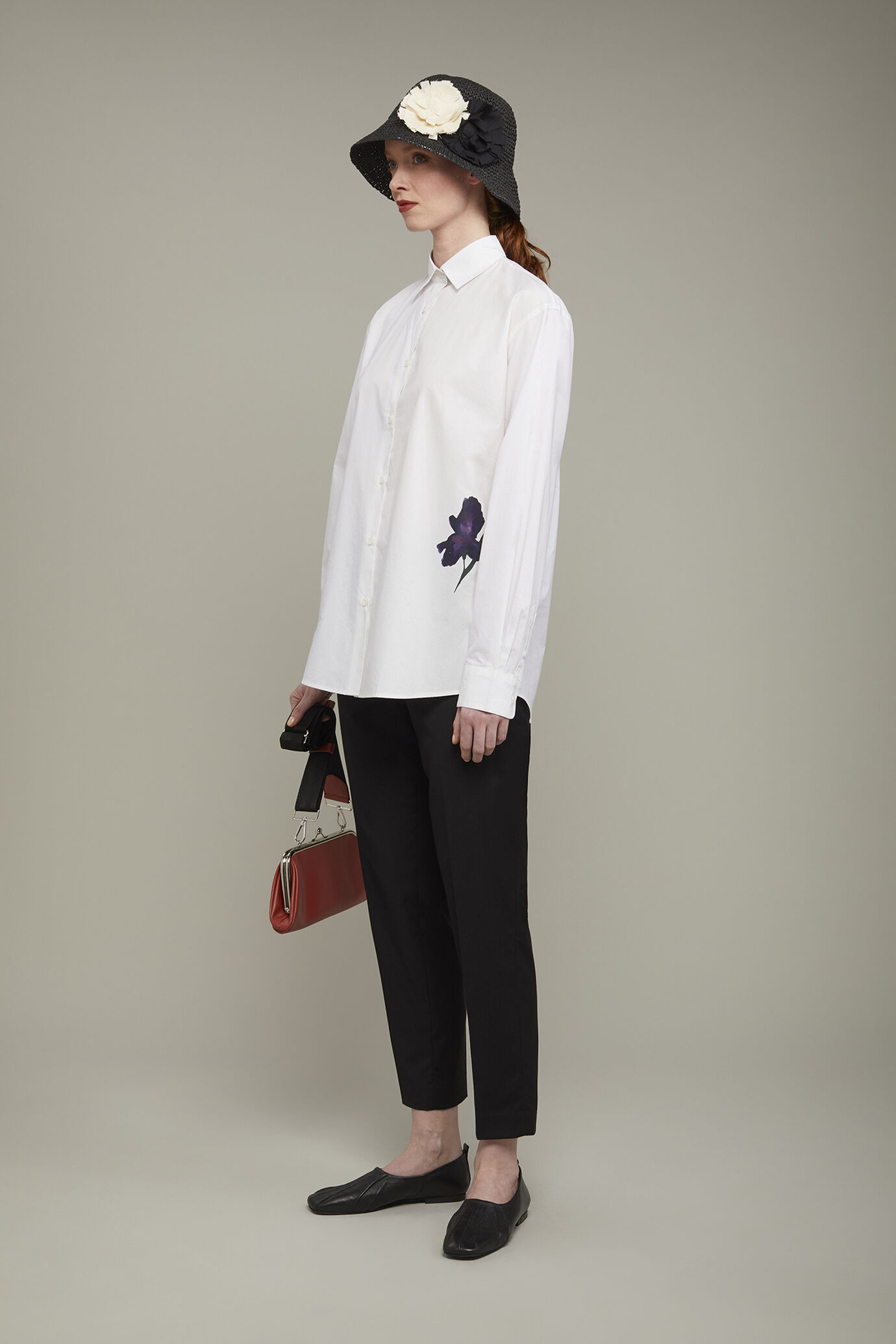 Camicia donna 100% cotone disegno floreale oversize image number 1