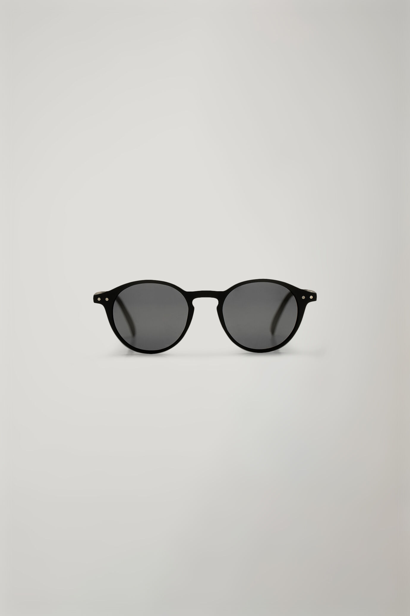 Men's sunglasses round lenses image number 1