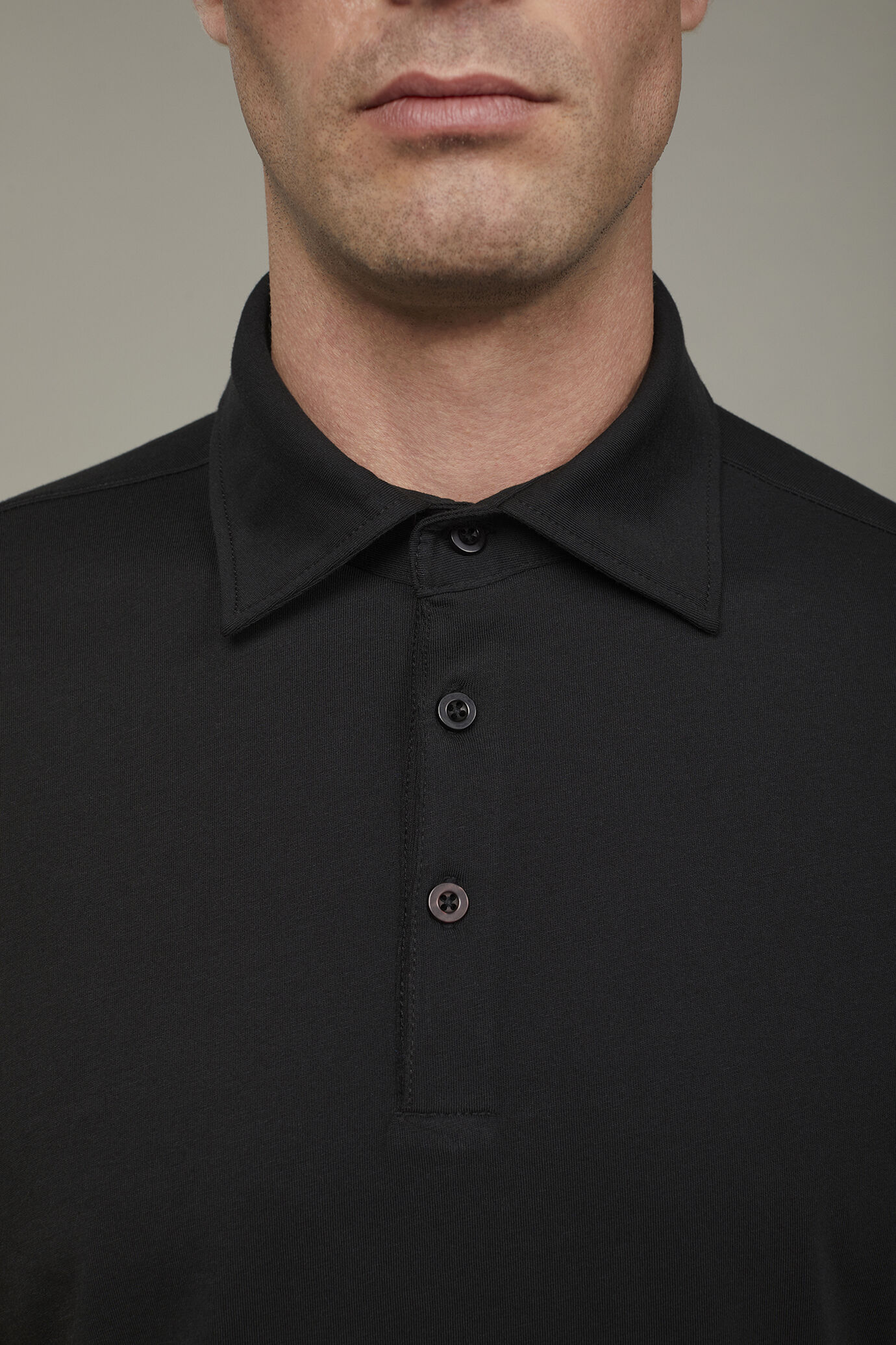 Kurzärmeliges Herren-Poloshirt aus 100 % Supima-Baumwolle in normaler Passform image number 3