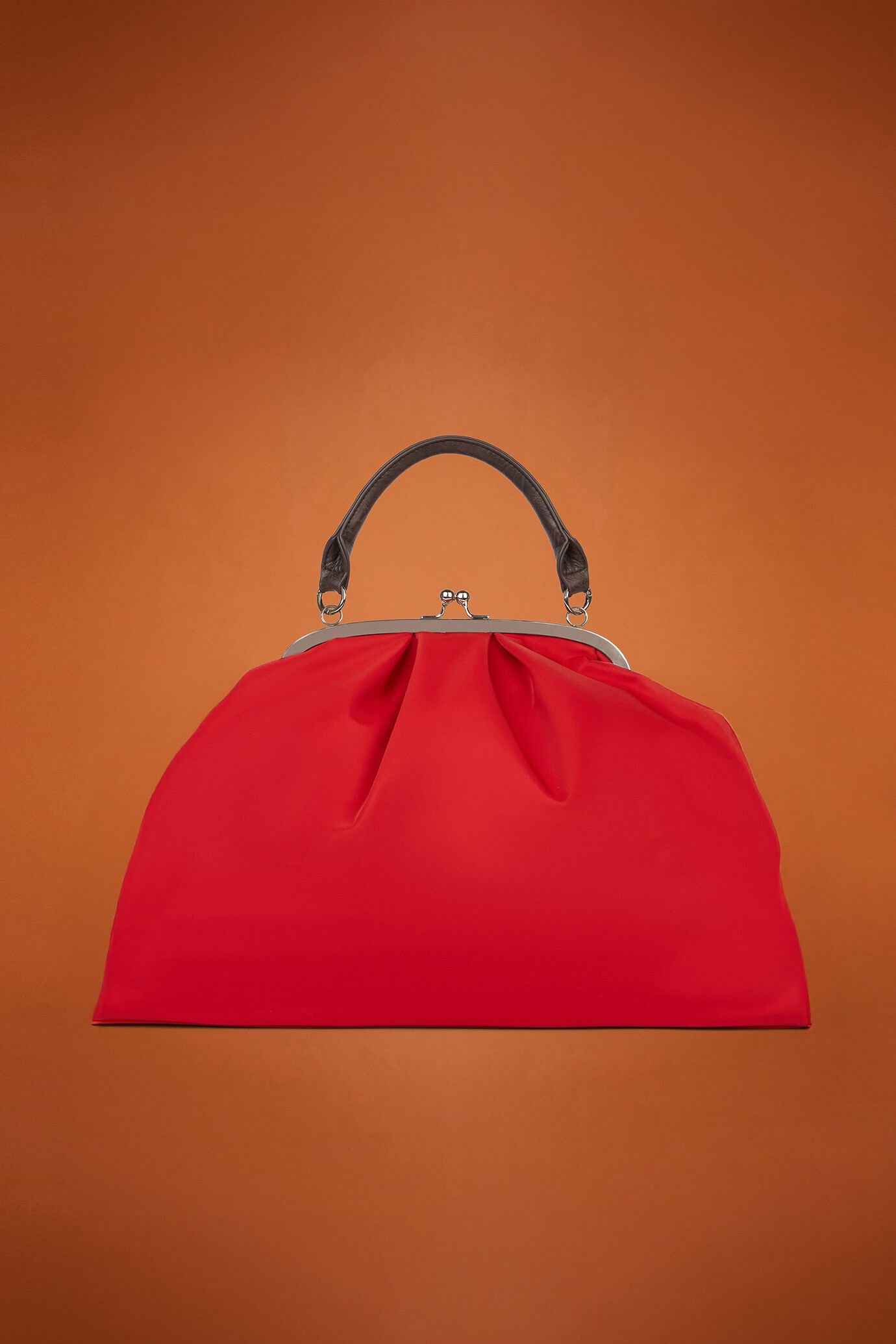 Borsa donna in tessuto tecnico con dettagli in ecopelle