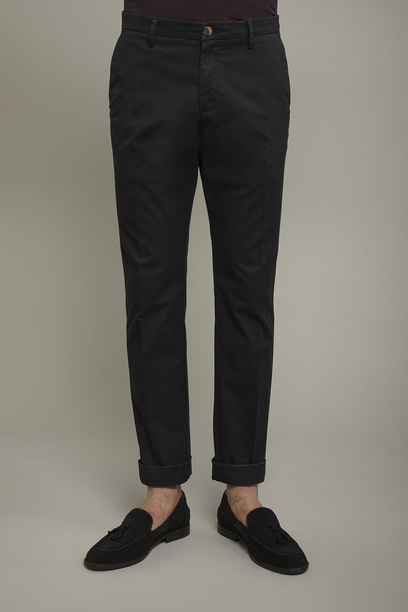 Pantalon chino classique pour homme en tissu sergé stretch coupe parfaite image number 3