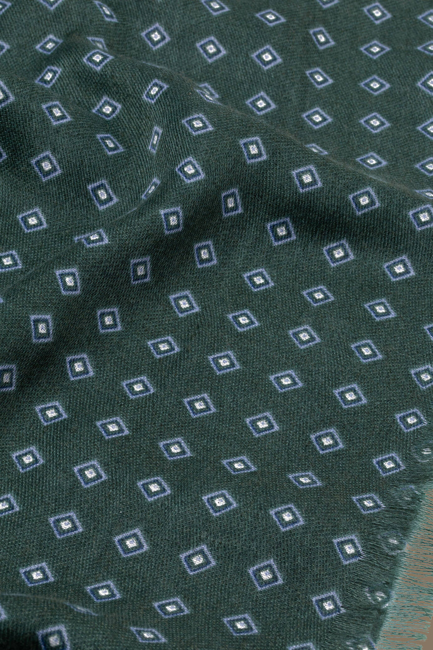 Shawl fancy image number 1