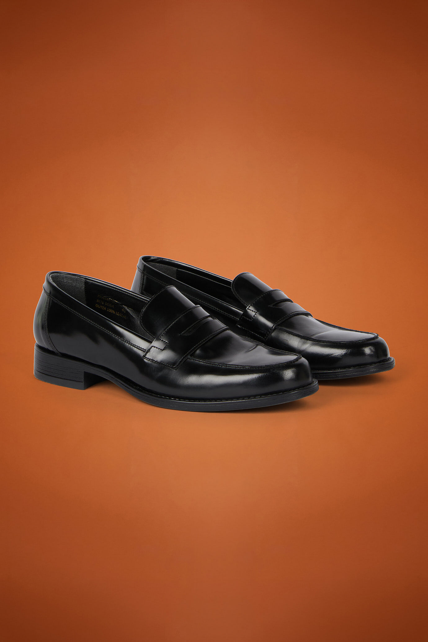 Mocassino classico donna 100% vera pella e fondo in gomma image number 1